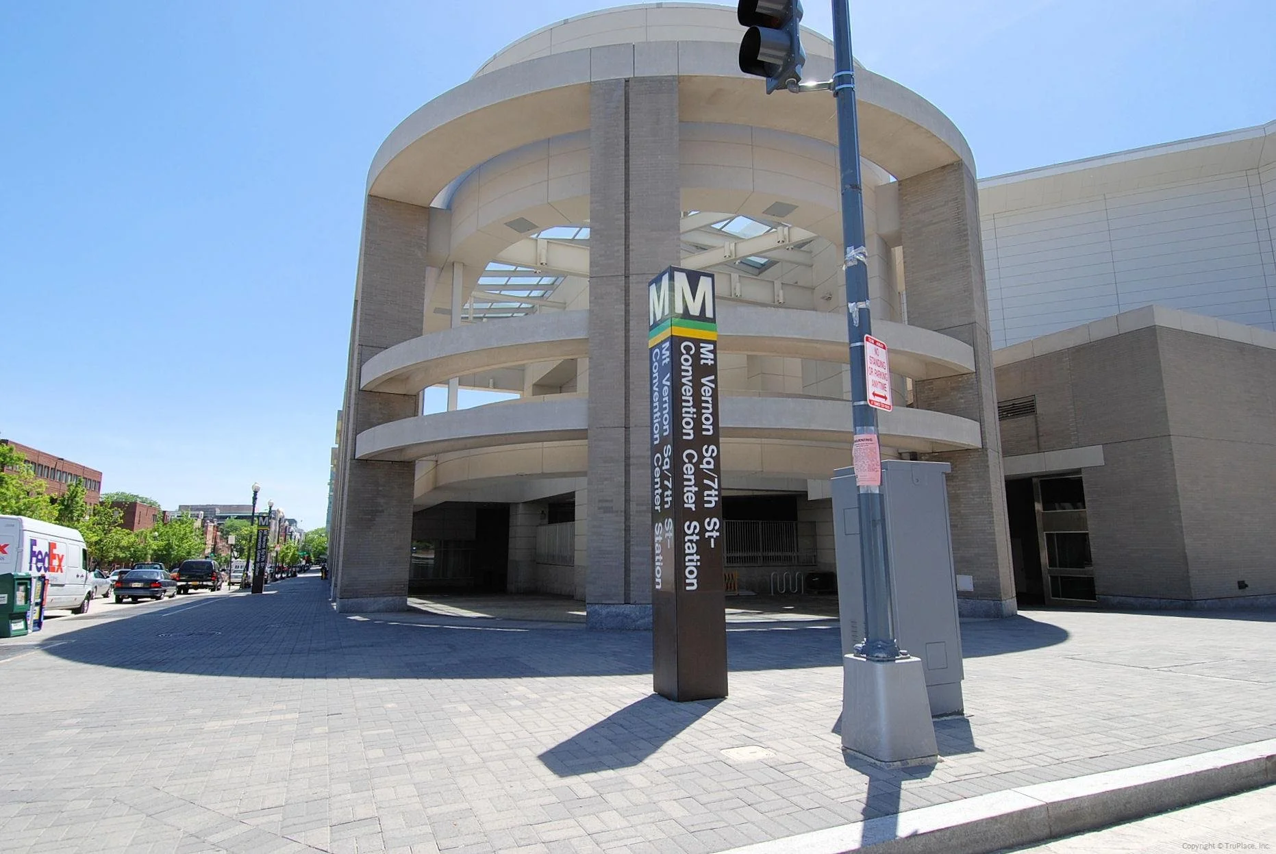 amenity-convention center metro-dsc_4741.jpg