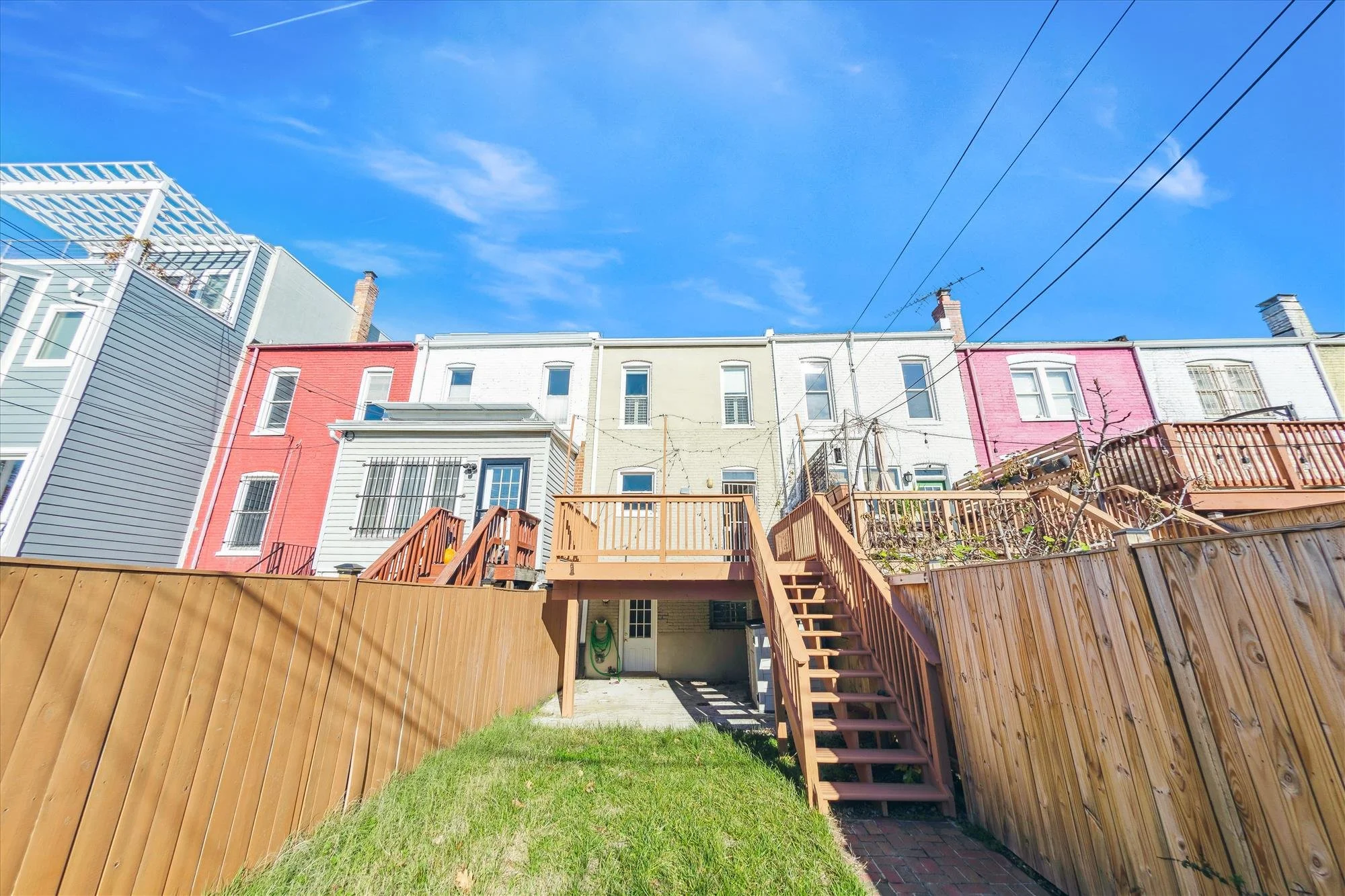 exterior-back elevation-_dsc3586.jpg