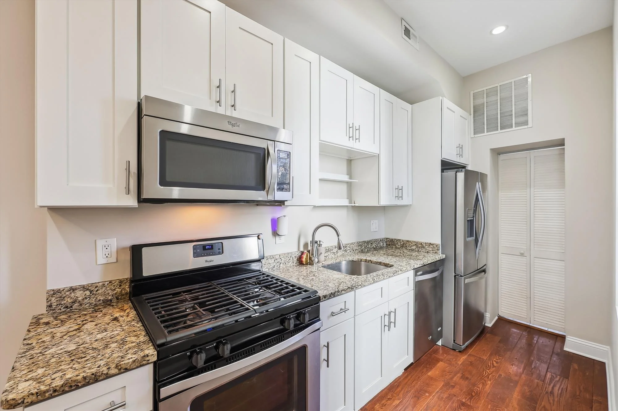 main level-kitchen-a1841.jpg