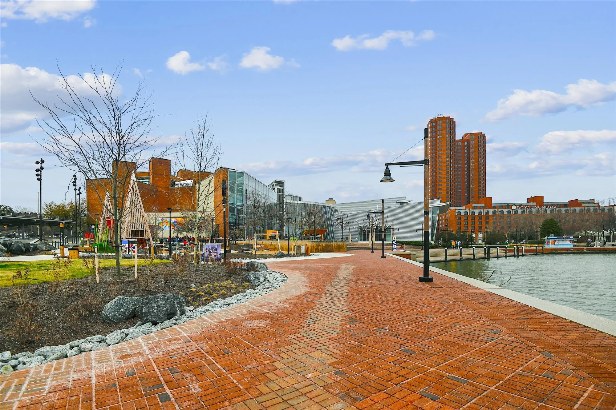 amenity-maryland science center waterfront park-_dsc5801.jpg