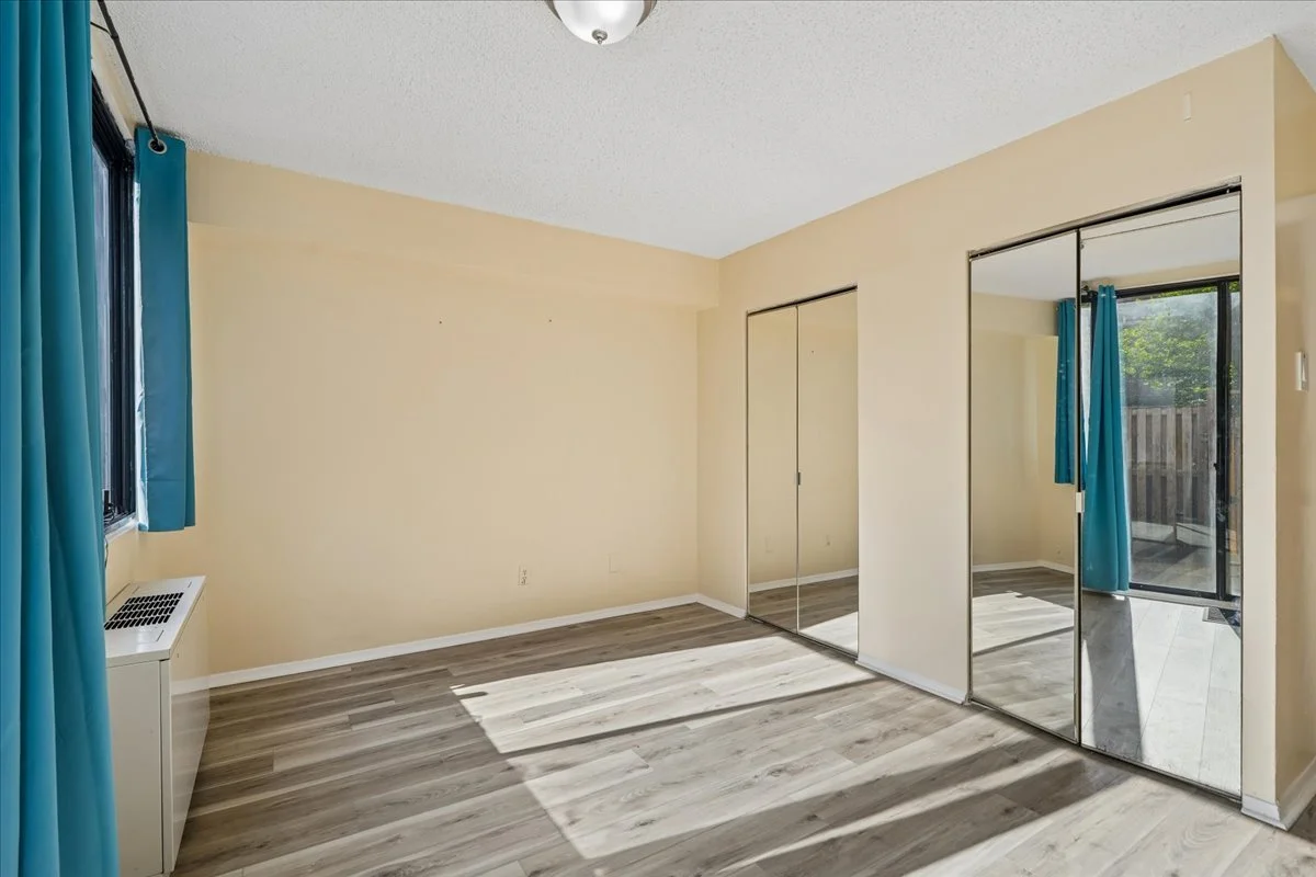 15-Primary Bedroom.jpg