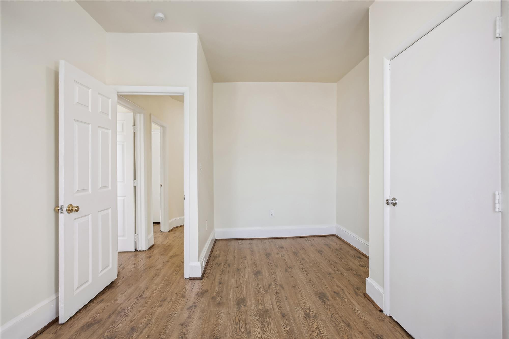 upper level-bedroom 4-_i5a9345.jpg