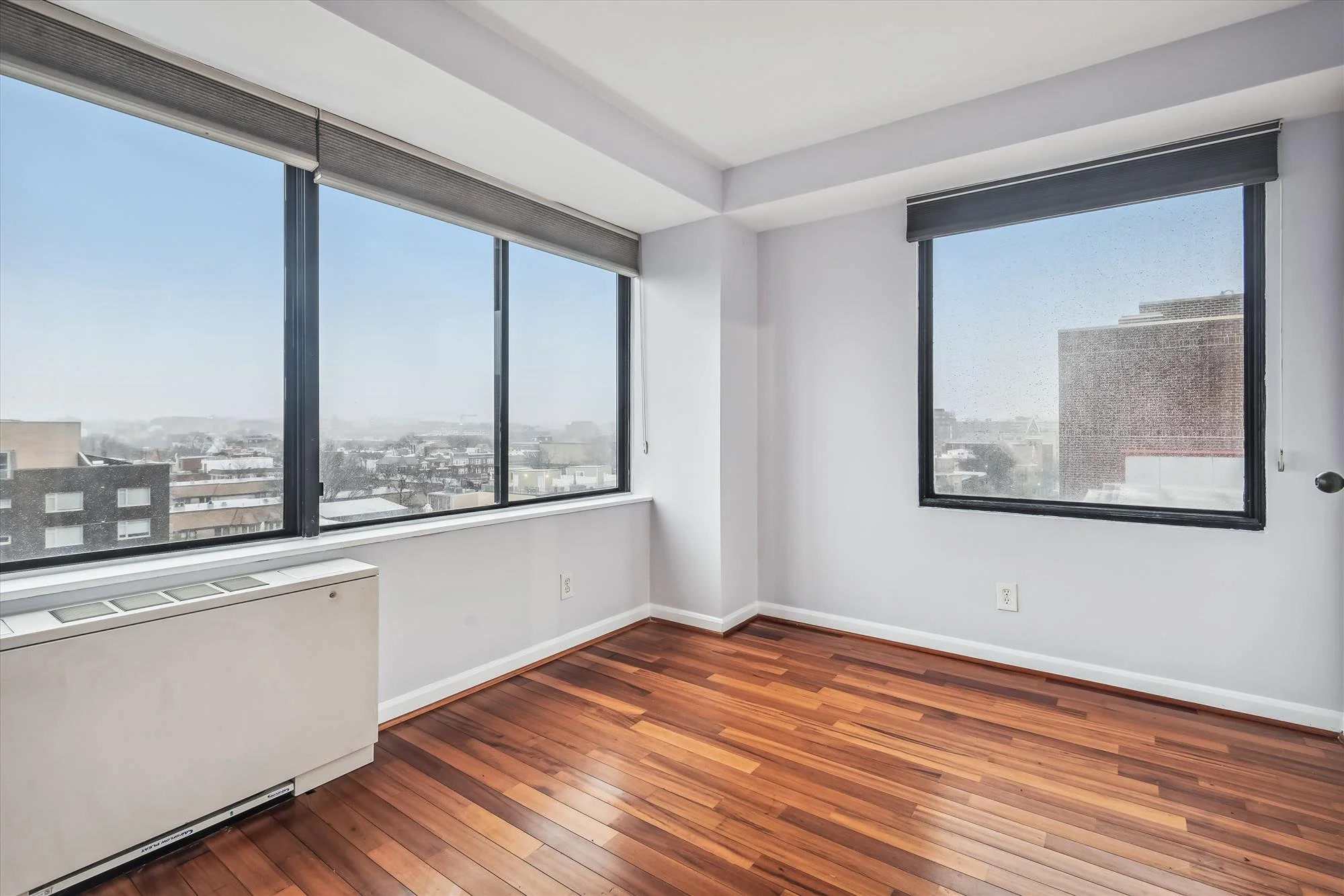 upper level-bedroom-_dsc7239.jpg