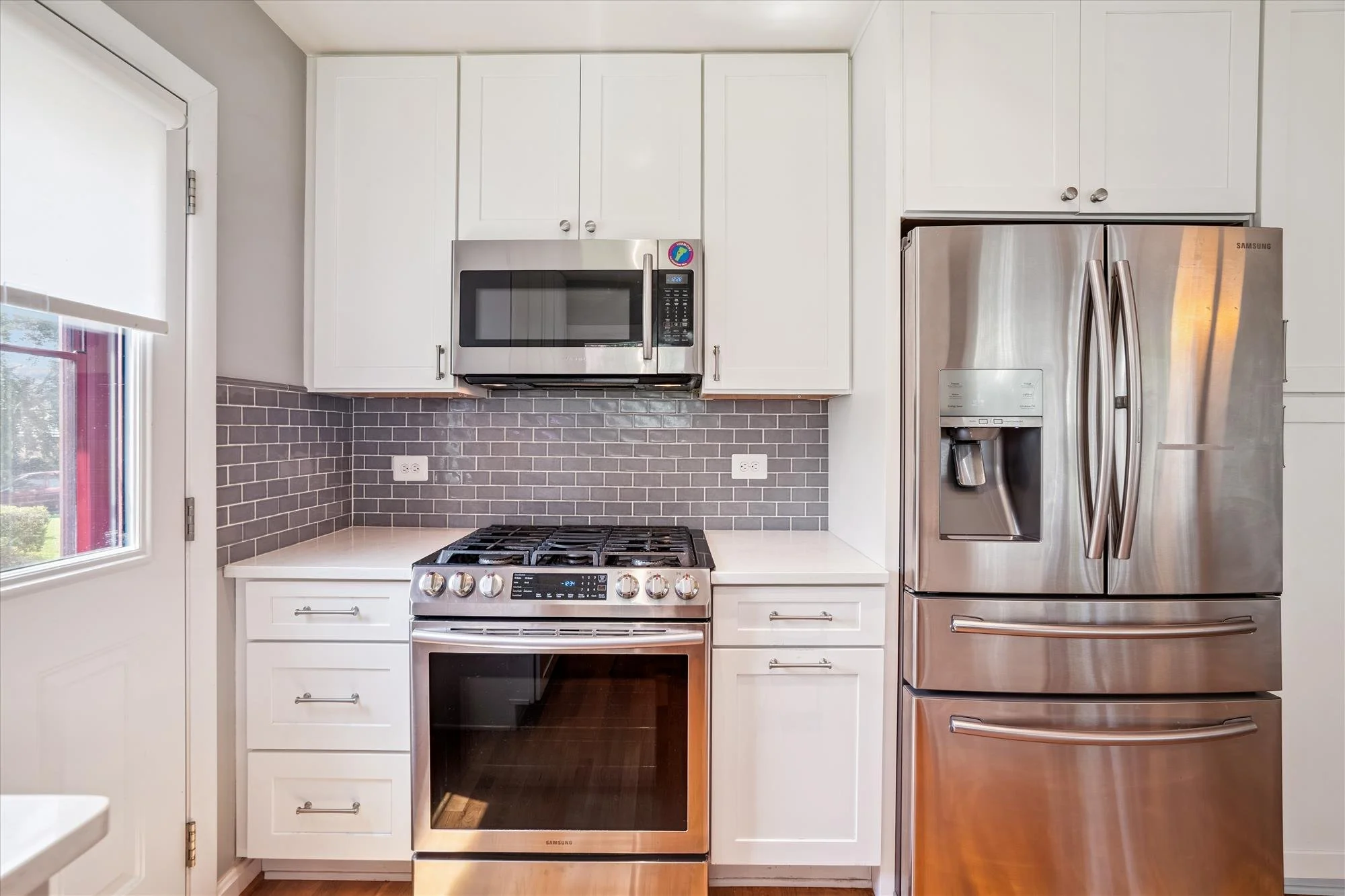 interiors-kitchen-dsc05923.jpg