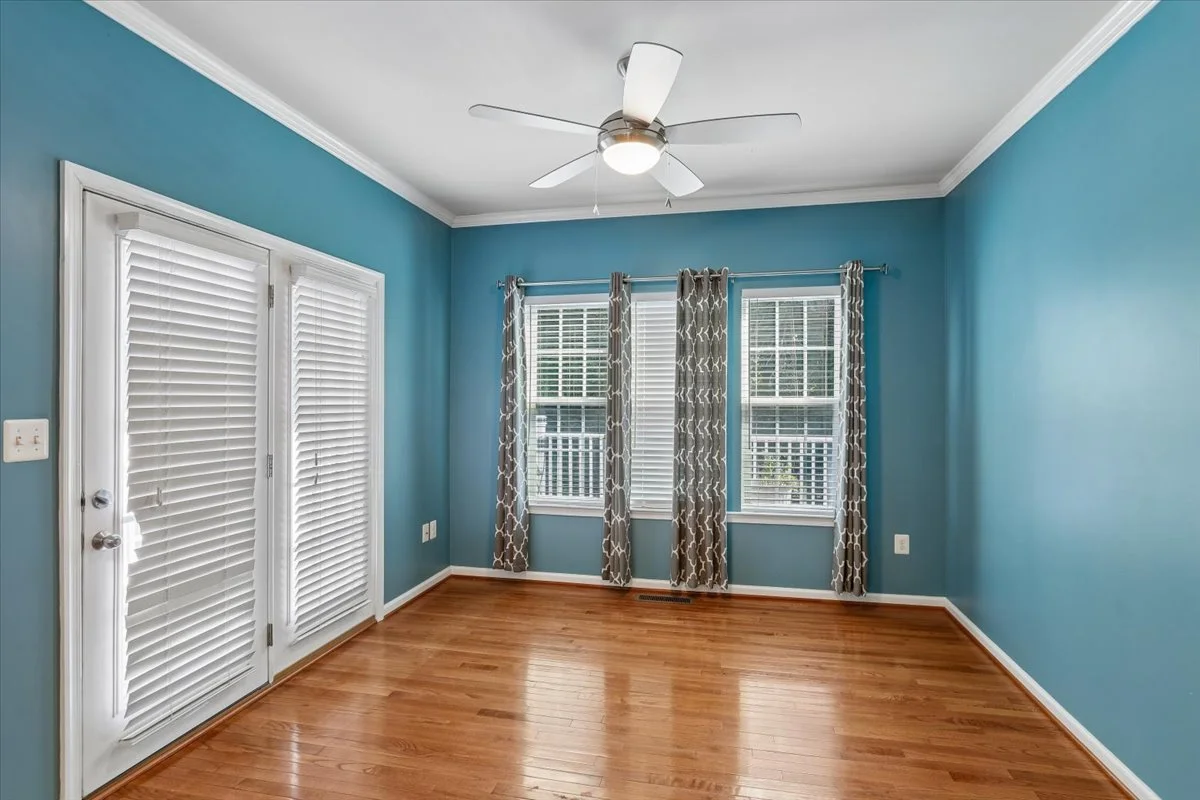 07-Sun Room.jpg
