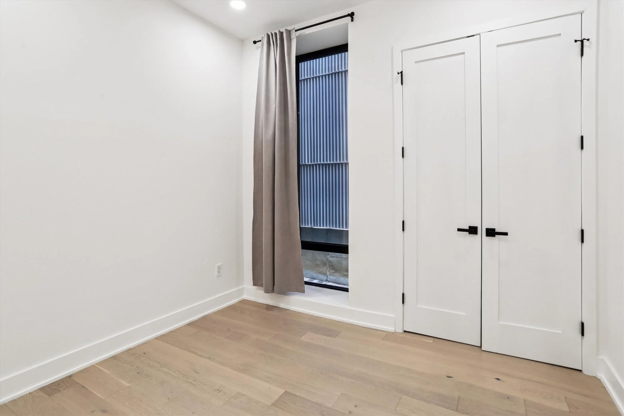 interiors-bedroom 2-_mg_4603.jpg
