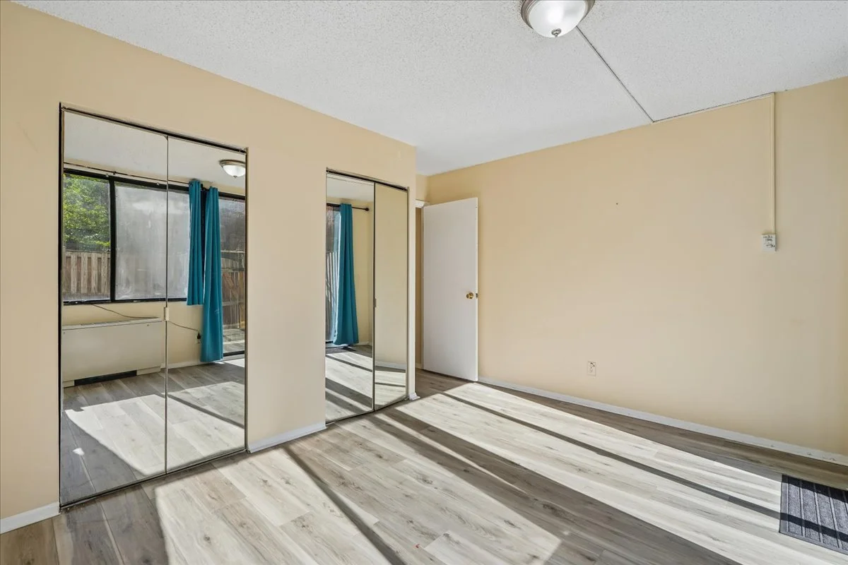 14-Primary Bedroom.jpg
