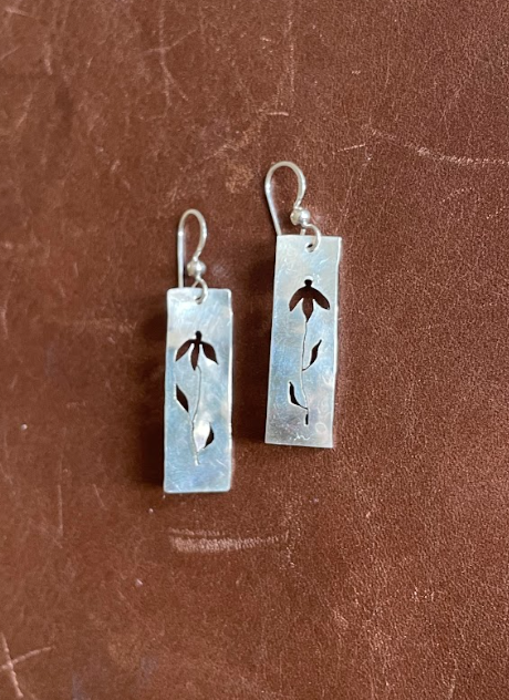 Daisy Cut-Out Earrings