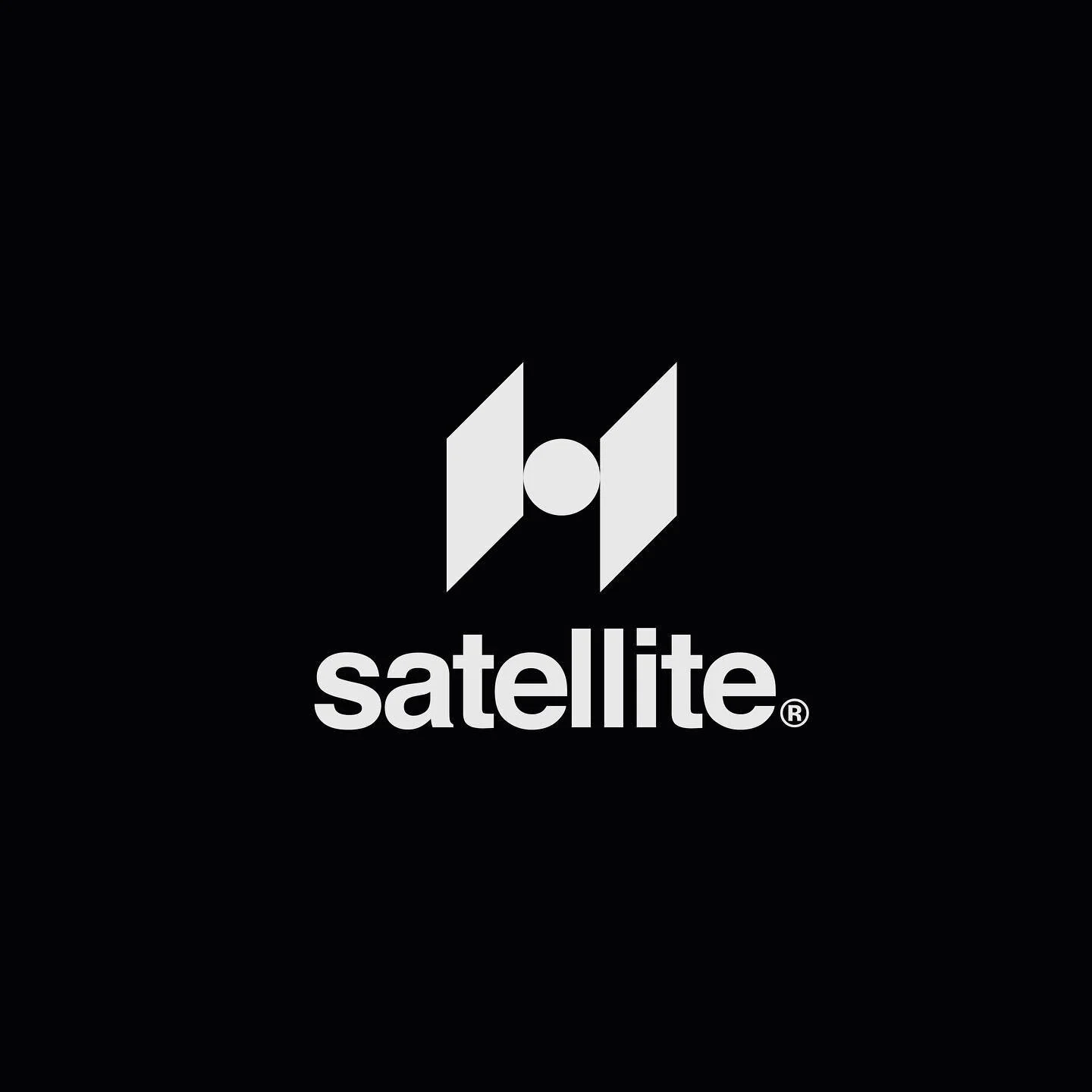 Satellite🛰
.
.
.
#amprako #logodesignuk #timeslessdesign