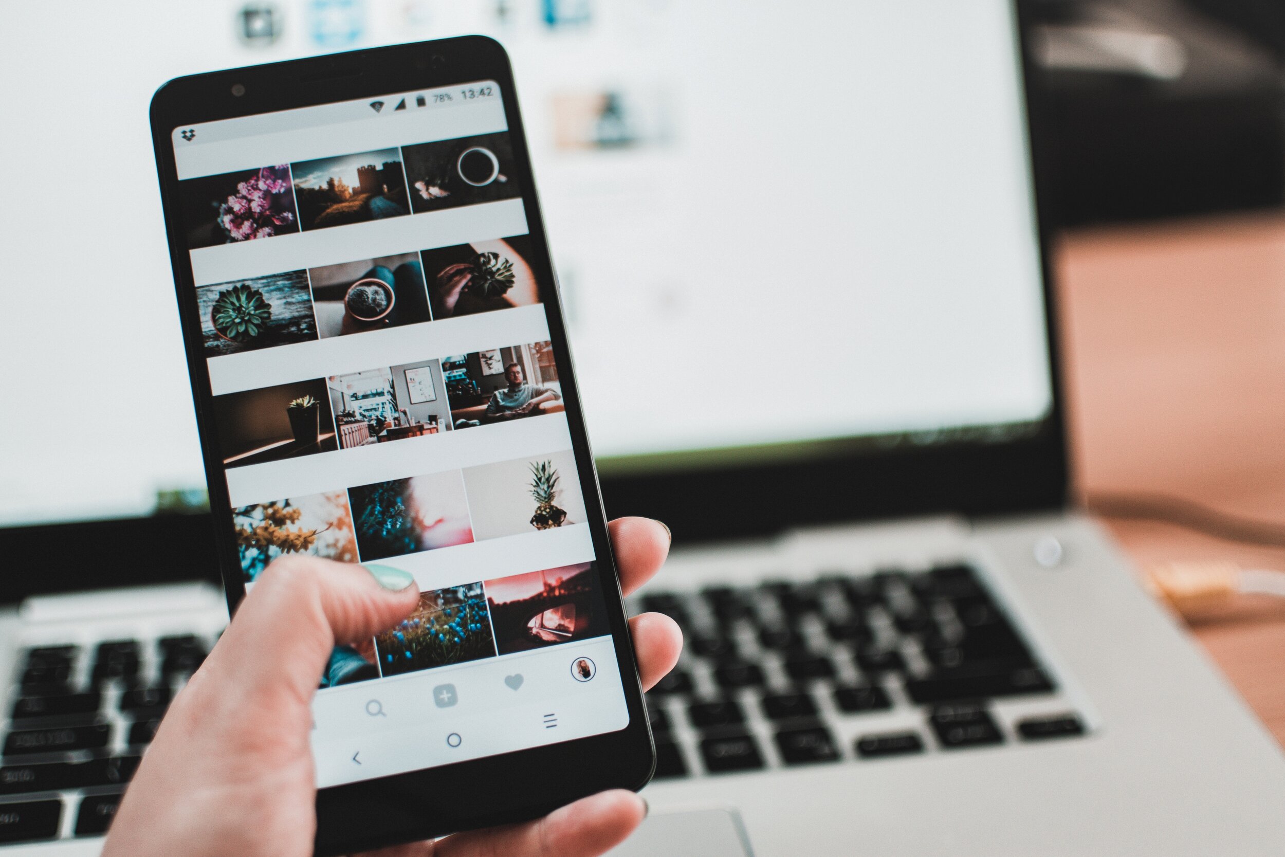 Most unique logo designers on Instagram