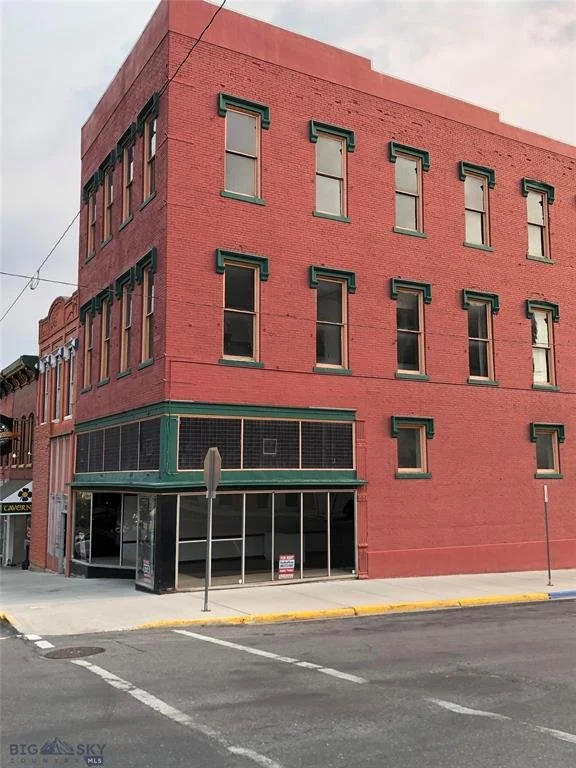129 N Main St-01.jfif