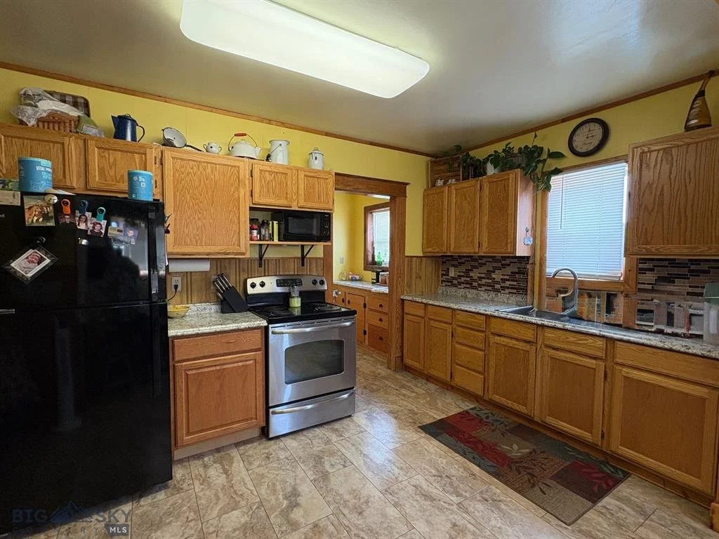1136 E Glendale St-9.jfif