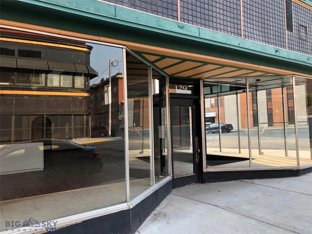 129 N Main St-02.jfif