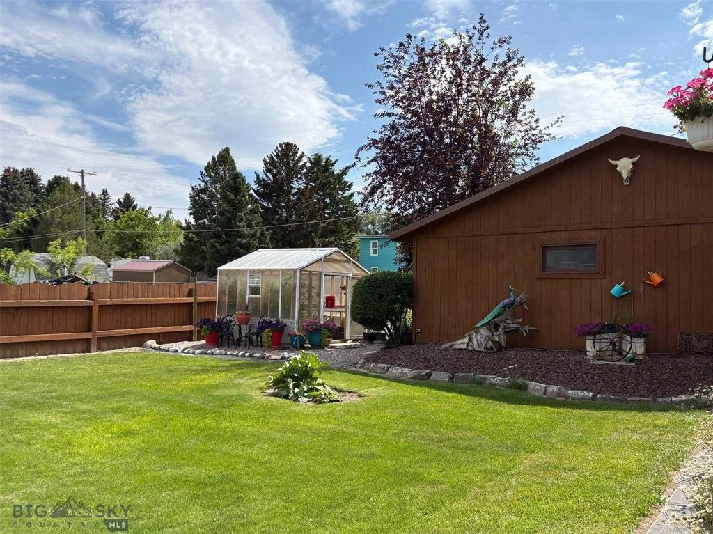 1136 E Glendale St-35.jfif
