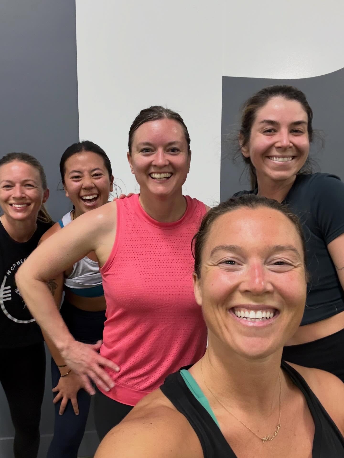 Girl gang unites 🫡