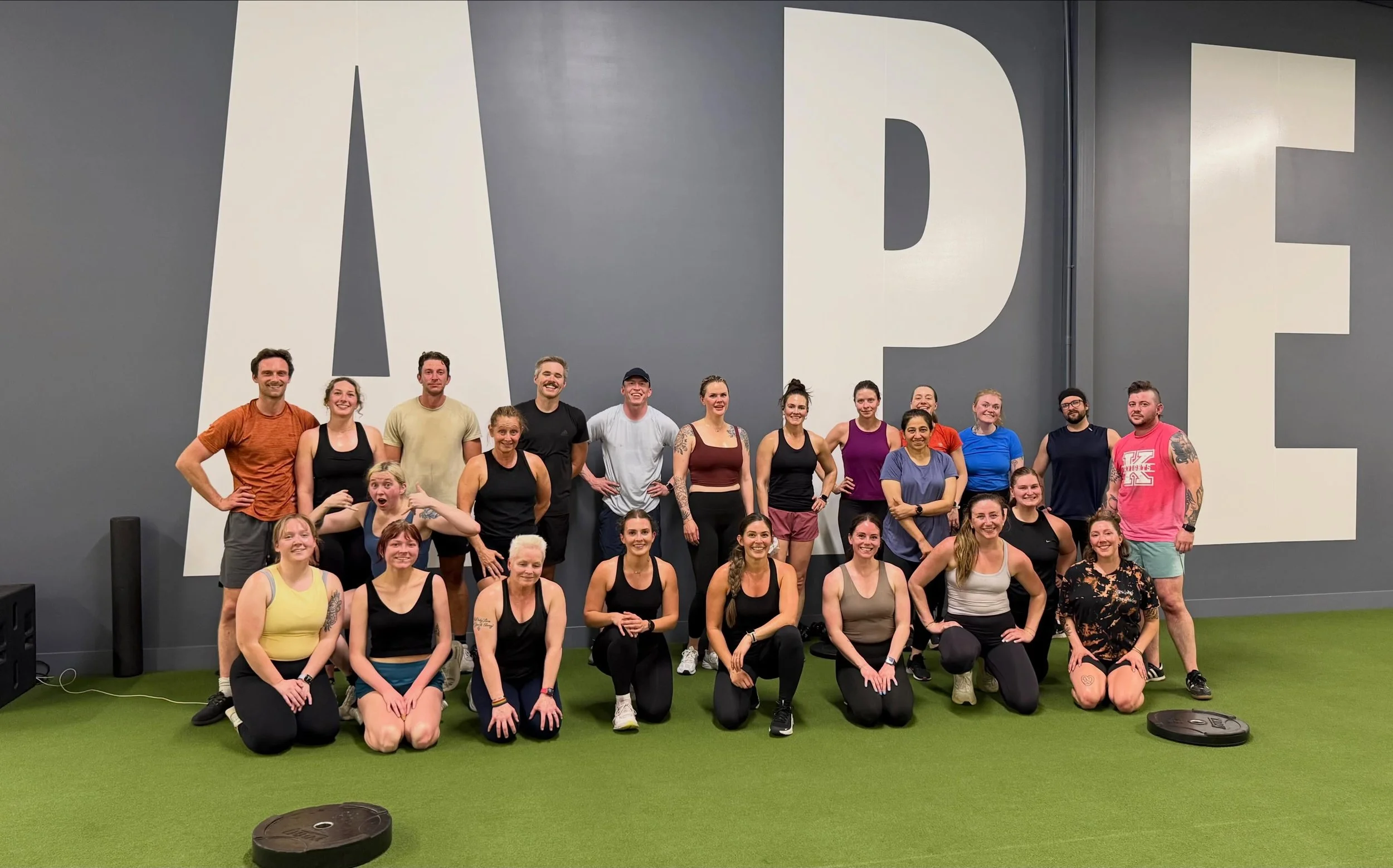 Free week has started off with a bang! Thanks for everyone who showed up for day 1. Tomorrow we switch up the format and hit our upper body.
Let&rsquo;s go!