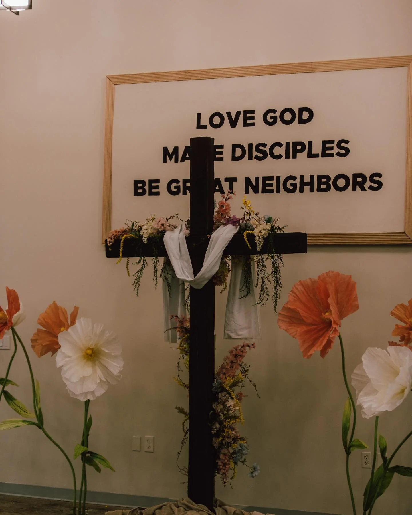 Happy Easter, DCC Fam!🙌🏼 Our King is ALIVE!

He is not here; he has risen, just as he said. Come and see the place where he lay. Matt. 28:6