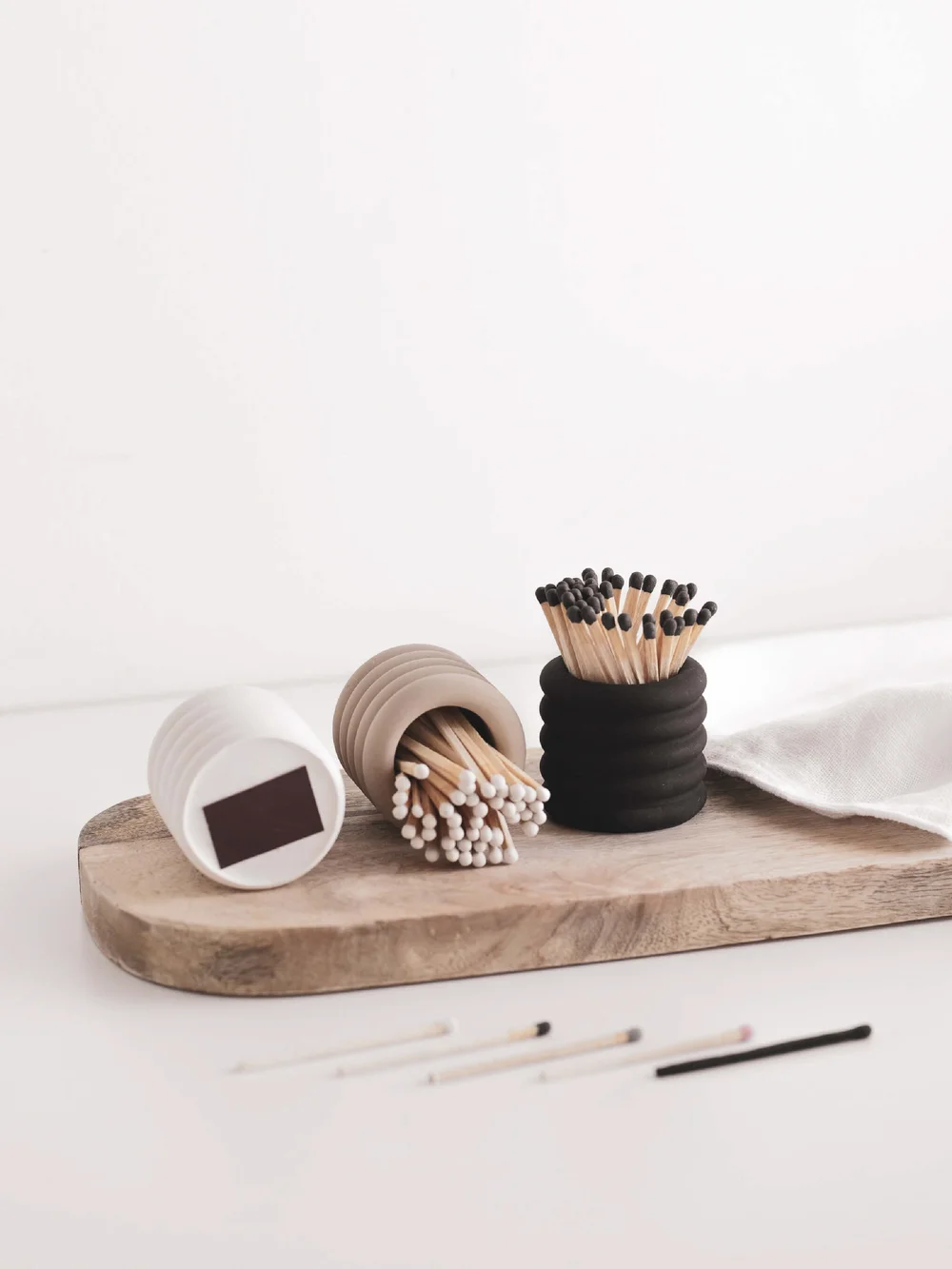 Porte-allumettes Ancien En Céramique - Pour Allumettes En Bois - Objet Vintage D'occasion