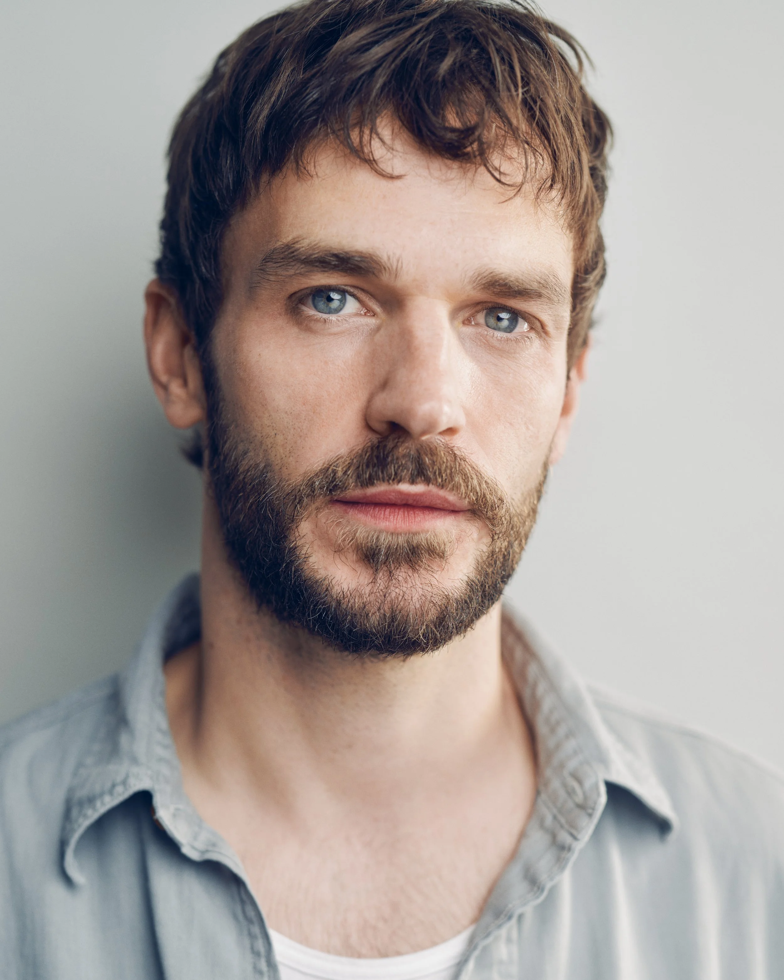 Rugged headshot of actor Yann Toullec