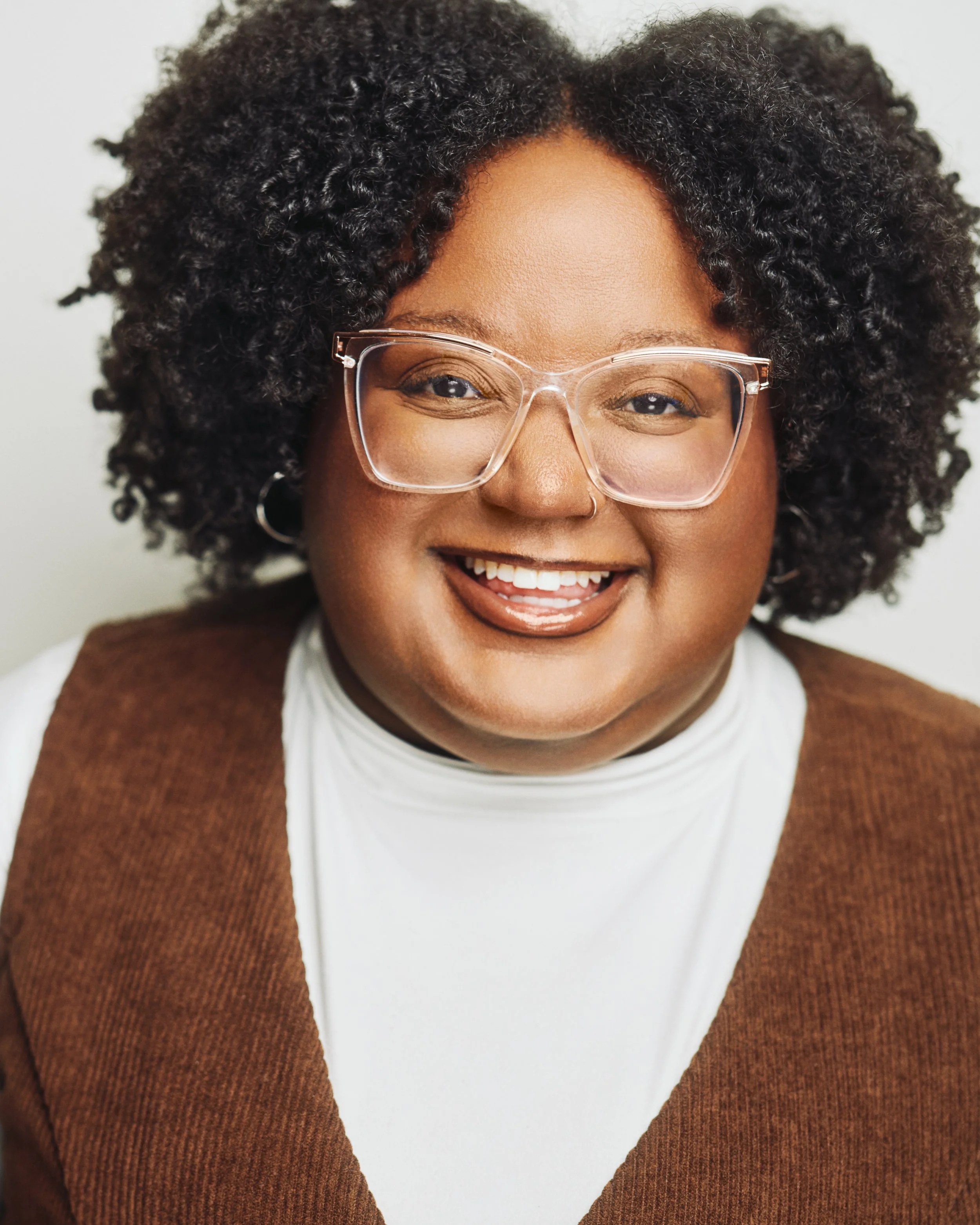 Vibrant headshot of Erin Morton