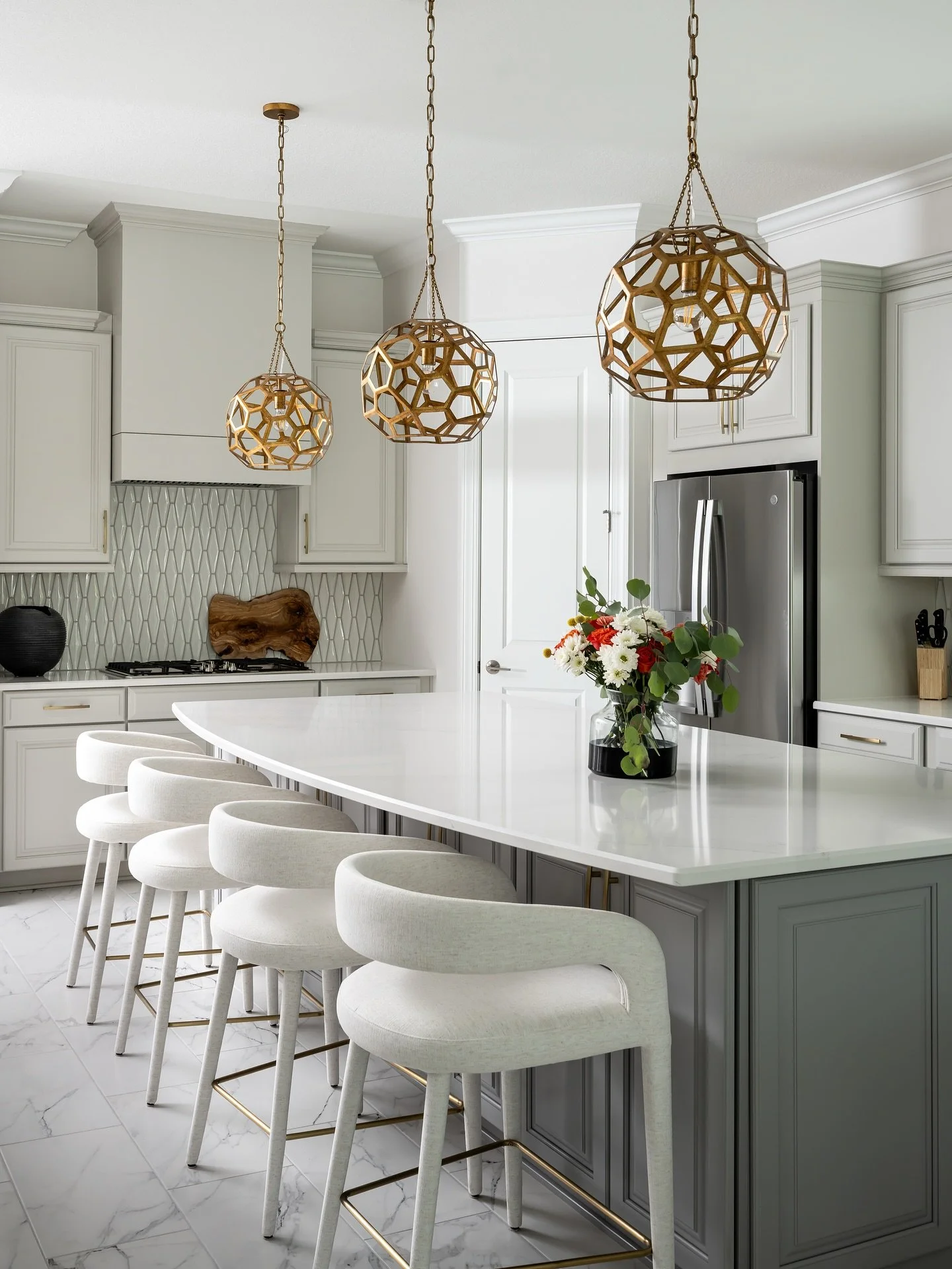 Soft neutrals, golden accents, and a touch of warmth &mdash; the perfect recipe for a dream Kitchen.

Project: The Kaleidahaus 
Designer: @darbymichelle97 
Photographer: @thelaurahenry 

#DesignElements
#FinishedResult 
#HomePhotography
#Interiors 
#