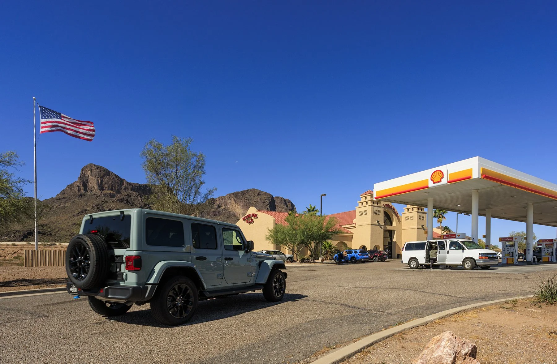 Exterior of Picacho Peak Plaza