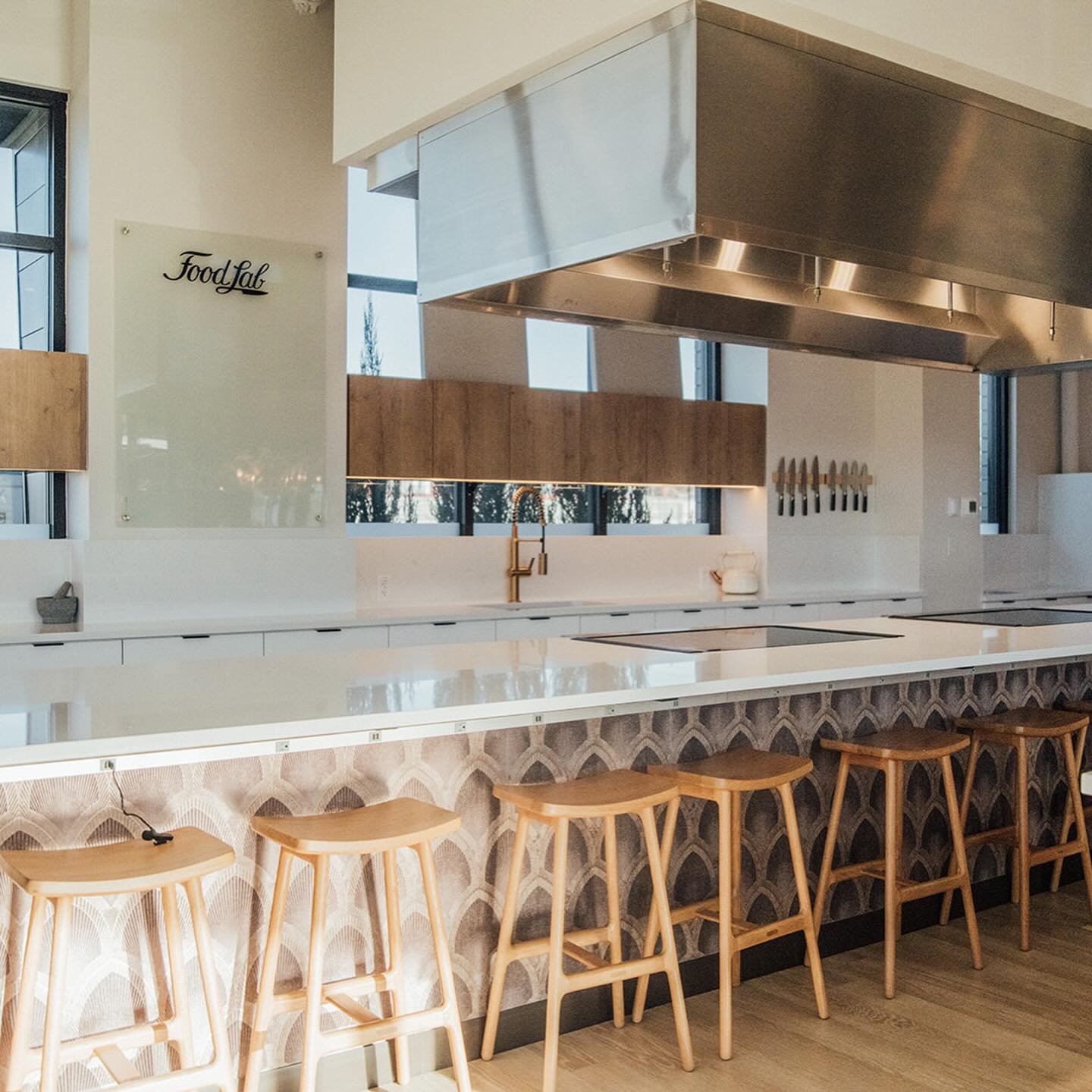 Thirst trap Tuesday.