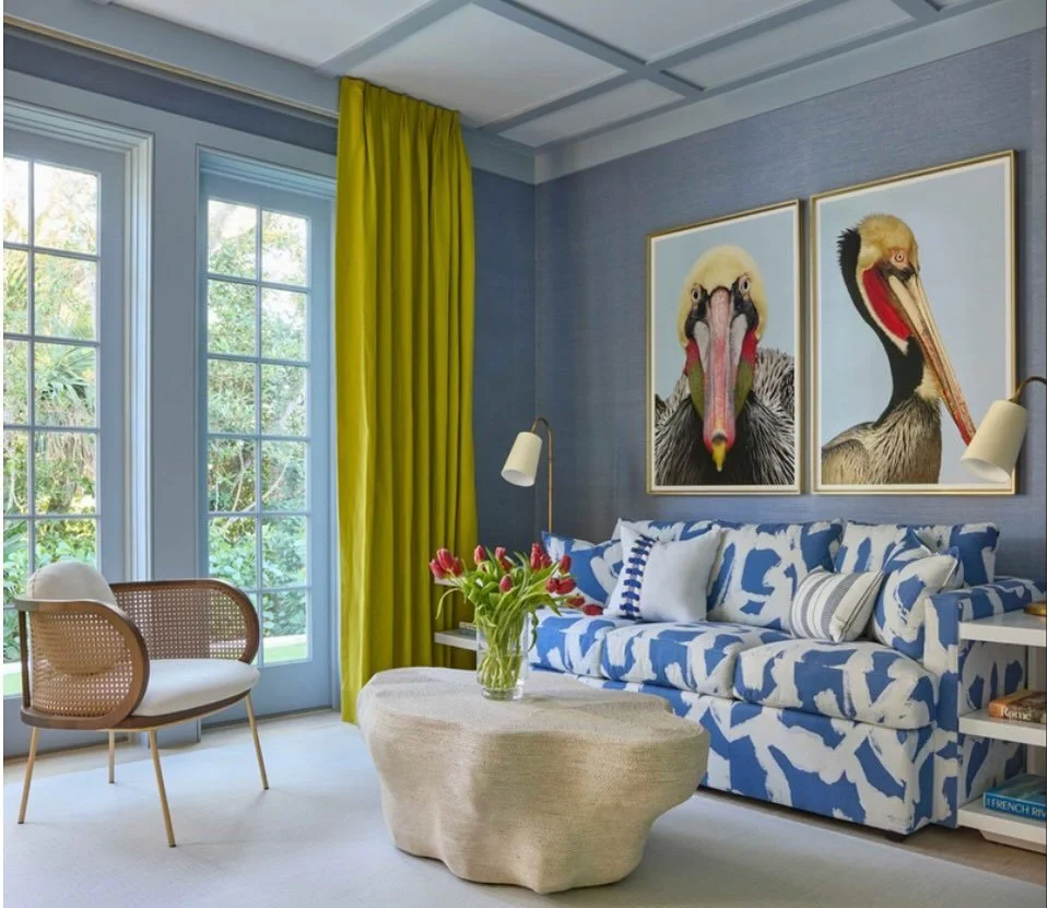 Who knew&hellip;Tulips and Pelicans&hellip;
&bull;
&bull;
&bull;
Photographer: @brantleyphoto 
Designer: @micheleplachterdesign 
Stylist: me 😊
Full story by: @luxemagazine