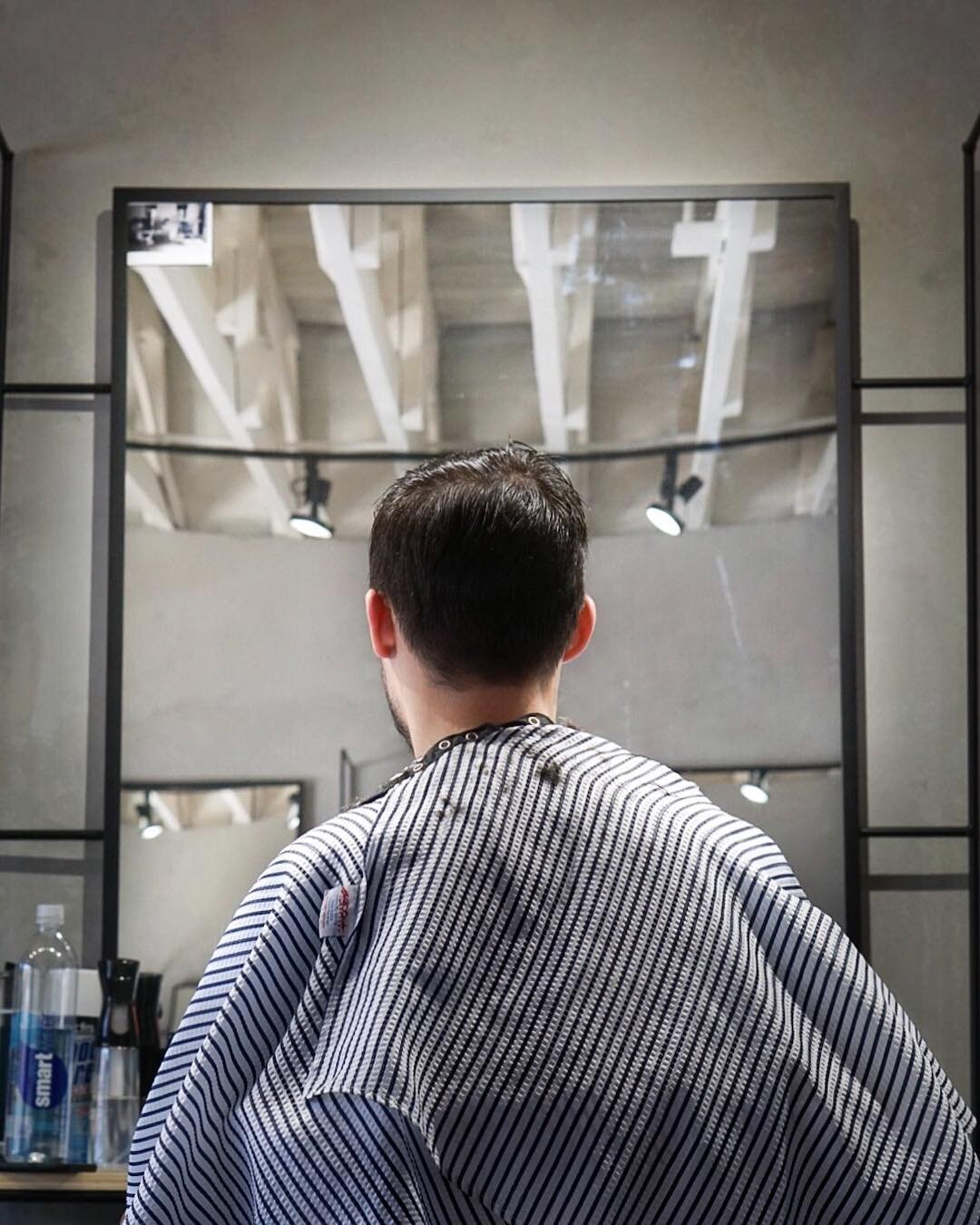It's lit🔥 @serviceandsupply 🌄
-------------------------
#landscapephotography #landscapelovers #landscaping #photography #photo #picture #lightroom #adobe #photoshop #illistraitor #color #views #nature #losangeles #venicebeach #barber #barbershop #