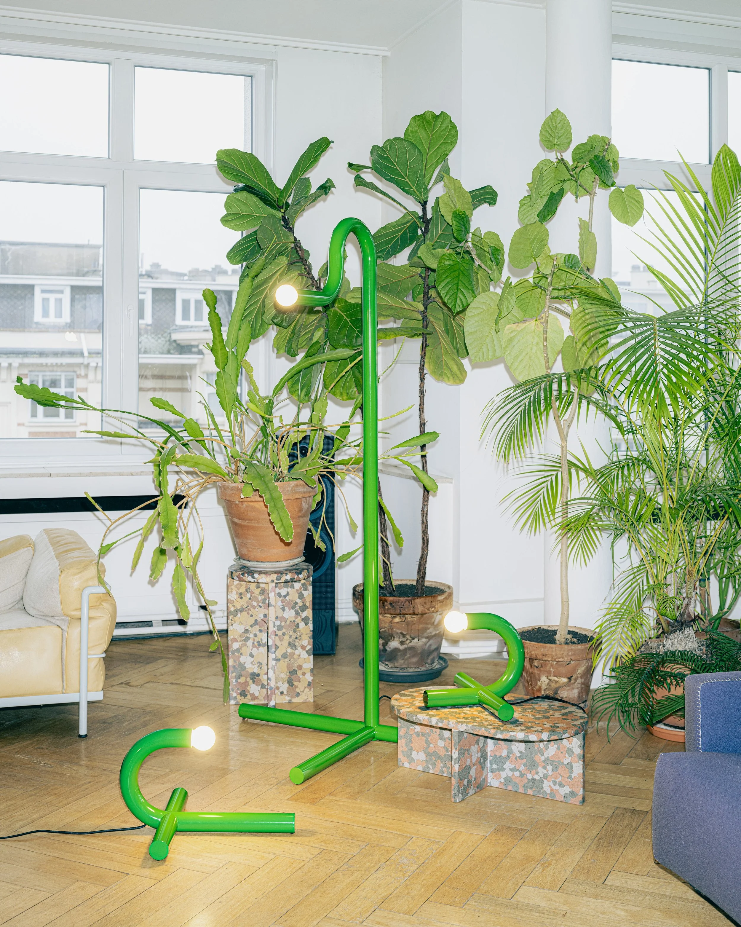 floor-lamp-green-la-uno-verde_1-2.jpg