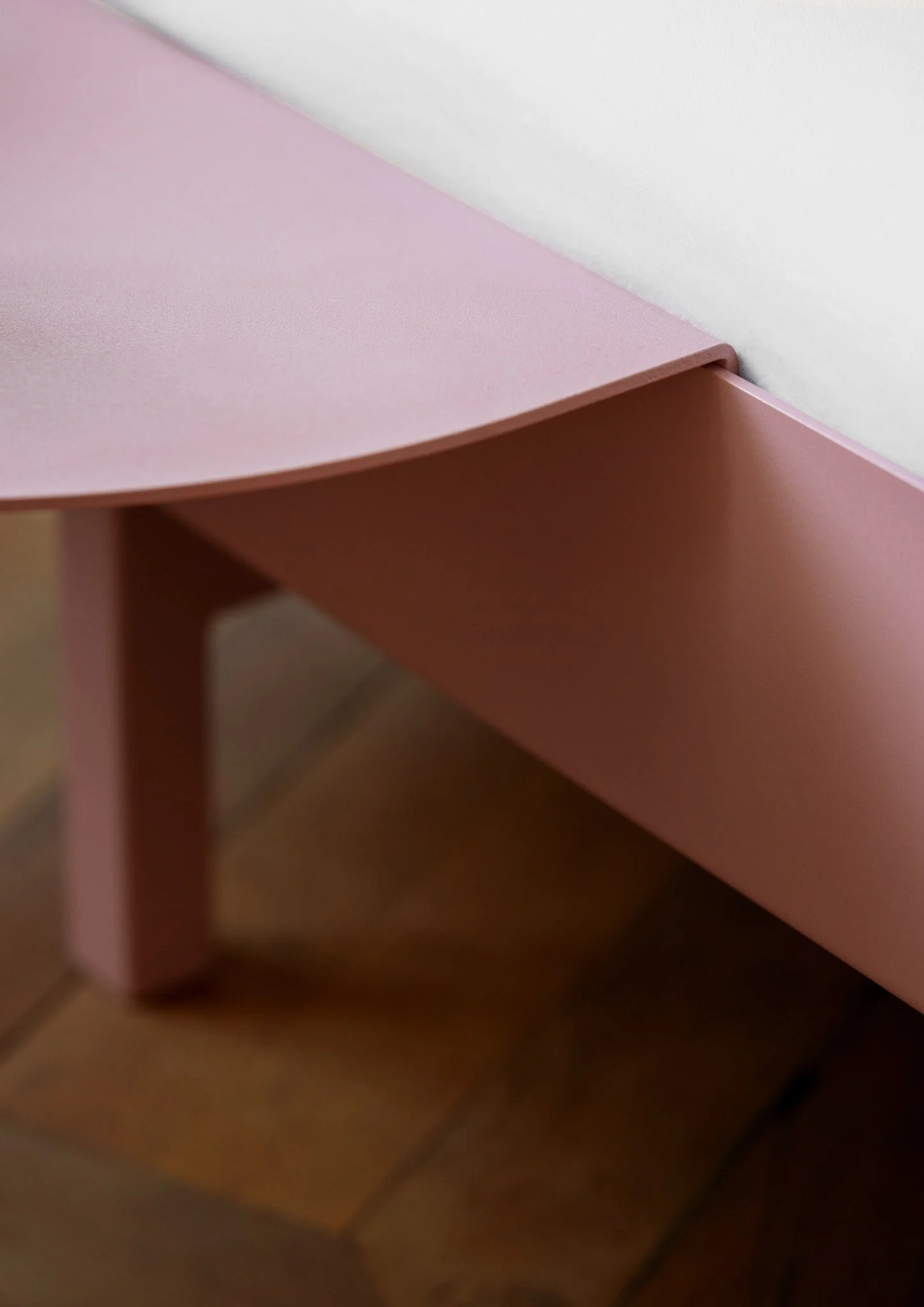 moebe_bed_ic_dusty-rose_low-res_04_5f208ba2-6bcf-4b87-a9ae-a3cb2c9ebc38.jpg