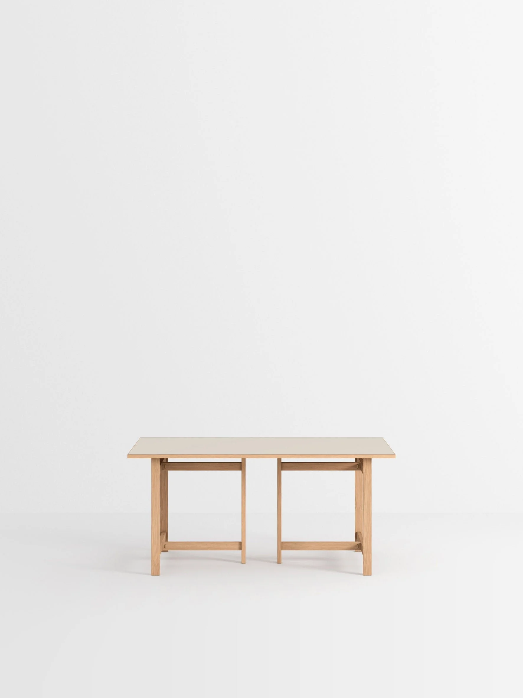 MOEBE_Dining-Table_PP_160-Rectangular_Oak-Warm-Beige_Low-Res_01_Cropped.jpg