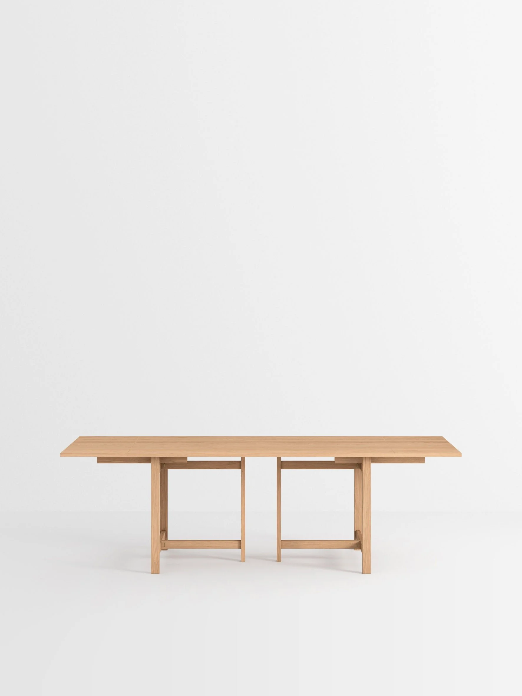 MOEBE_Dining-Table_PP_160-Rectangular_Oak_x2-Extension_Low-Res_01_Cropped.jpg
