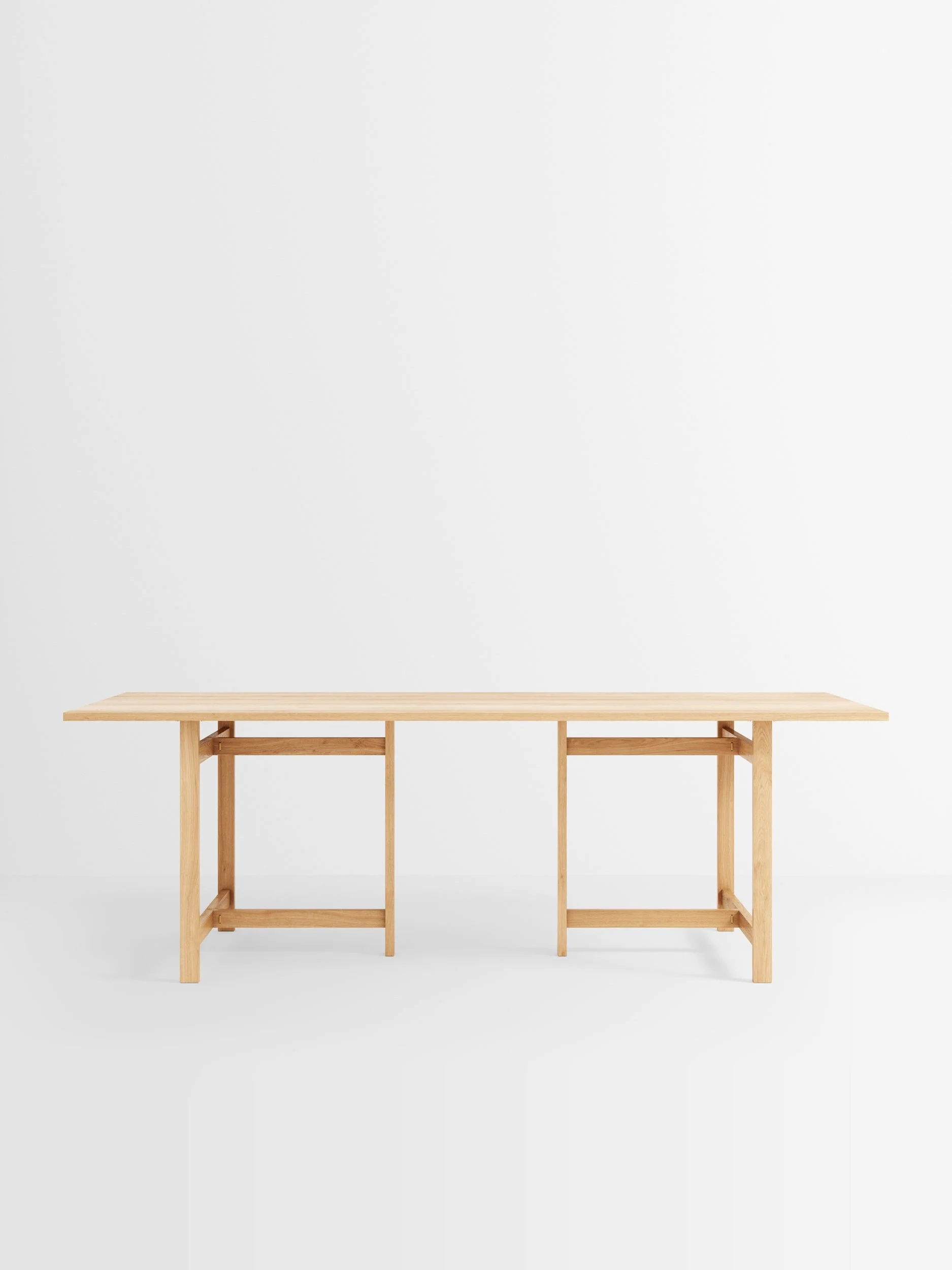 MOEBE_Dining-Table_PP_220-Rectangular_Oak_Low-Res_02.jpg