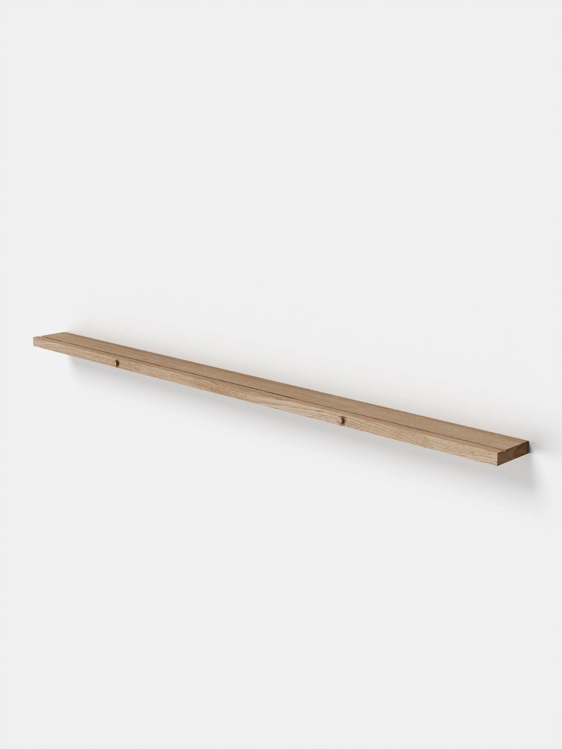 MOEBE_Gallery-Shelf_PP_115-cm_Oak_Low-Res.jpg