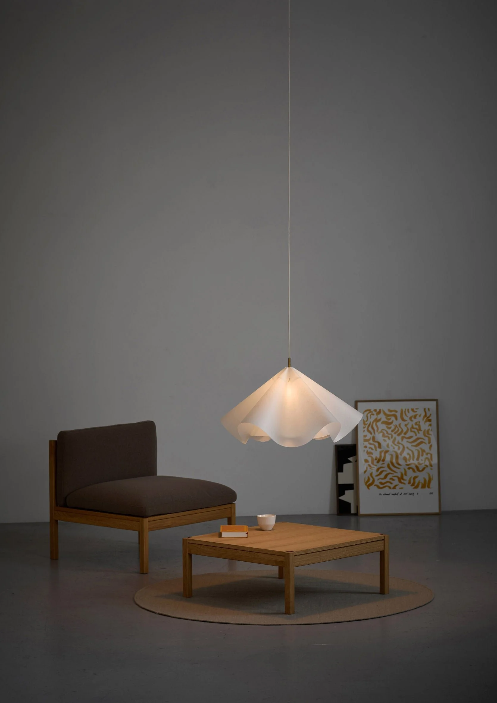 moebe_sinuate-pendant-lamp_ic_large_brass_low-res_05_sipenlwhbr.jpg