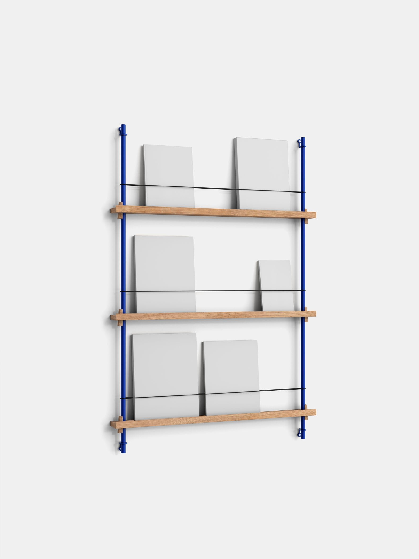MOEBE_Magazine-Shelving_PP_MS.115.1_Oak_Deep-Blue_High-Res_01.jpg