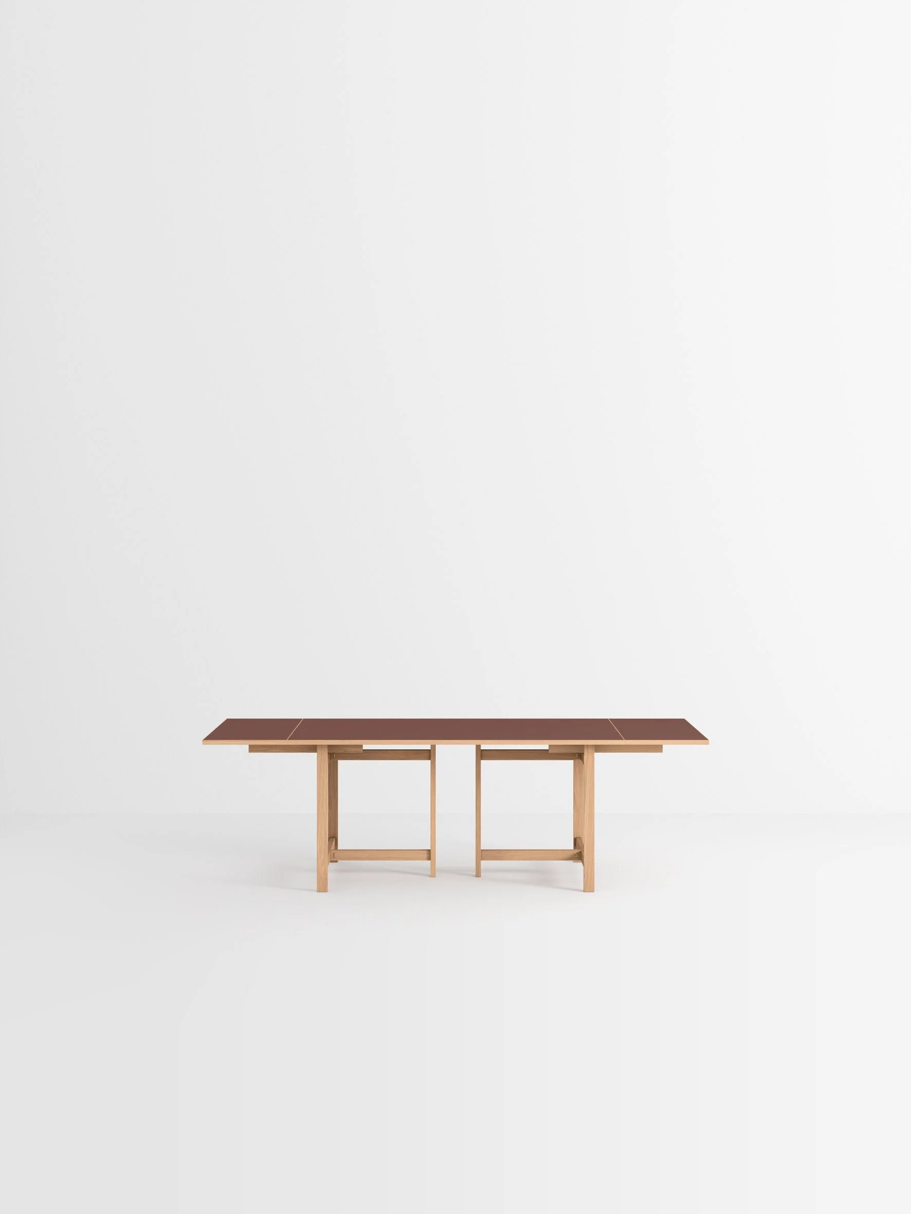MOEBE_Dining-Table_PP_160-Rectangular_Oak-Burgundy_x2-Extension_Low-Res_01.jpg