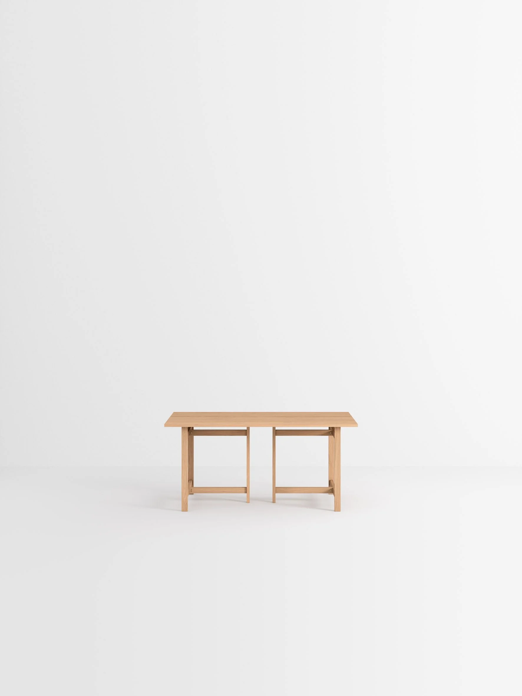 moebe_dining-table_pp_160-rectangular_oak_low-res_01_ea2c91dc-dc86-4256-be3a-b0b3942ce17a.jpg