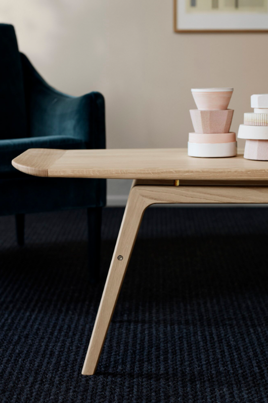 surfboard coffee table4.png