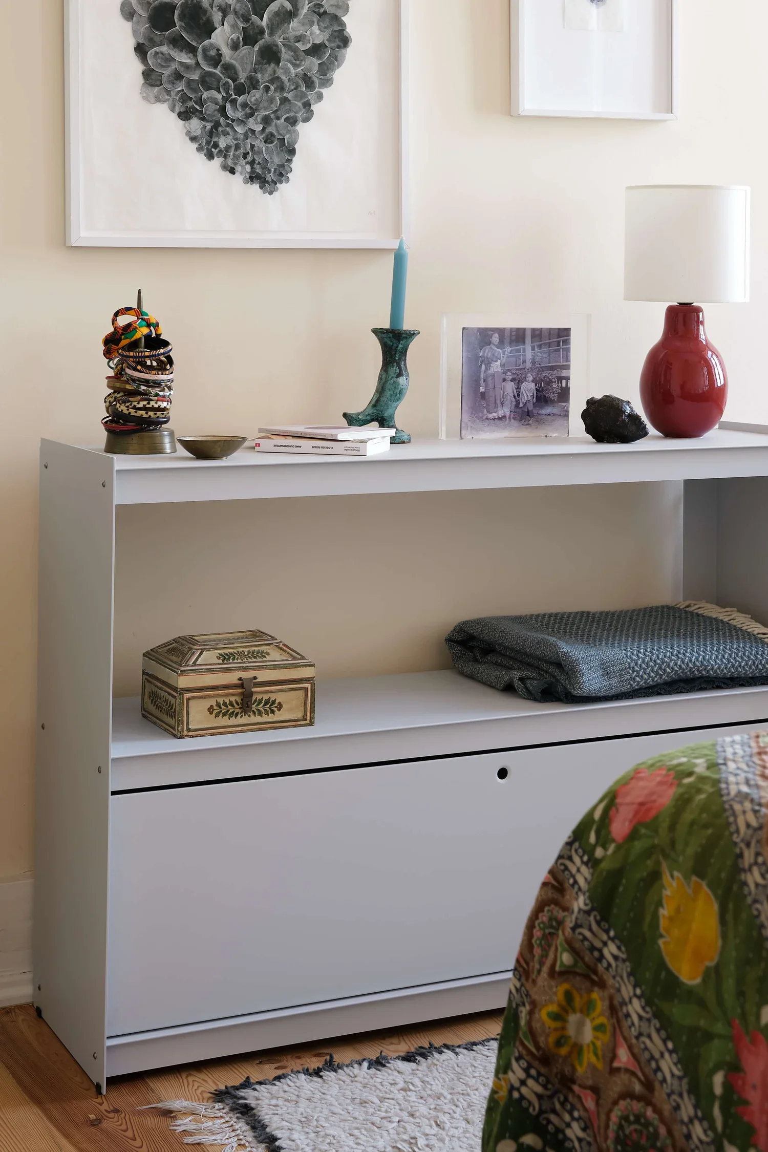 Plie_Sideboard-1-Tall-Drawer_120_Light-Grey_02.jpg.webp