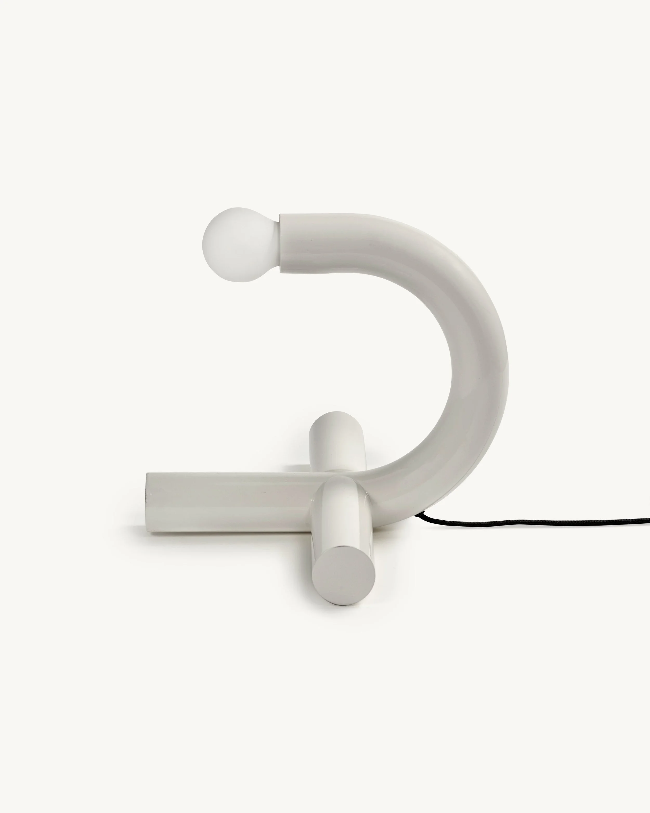 table-lamp-white-la-tre-bianca_3.jpg