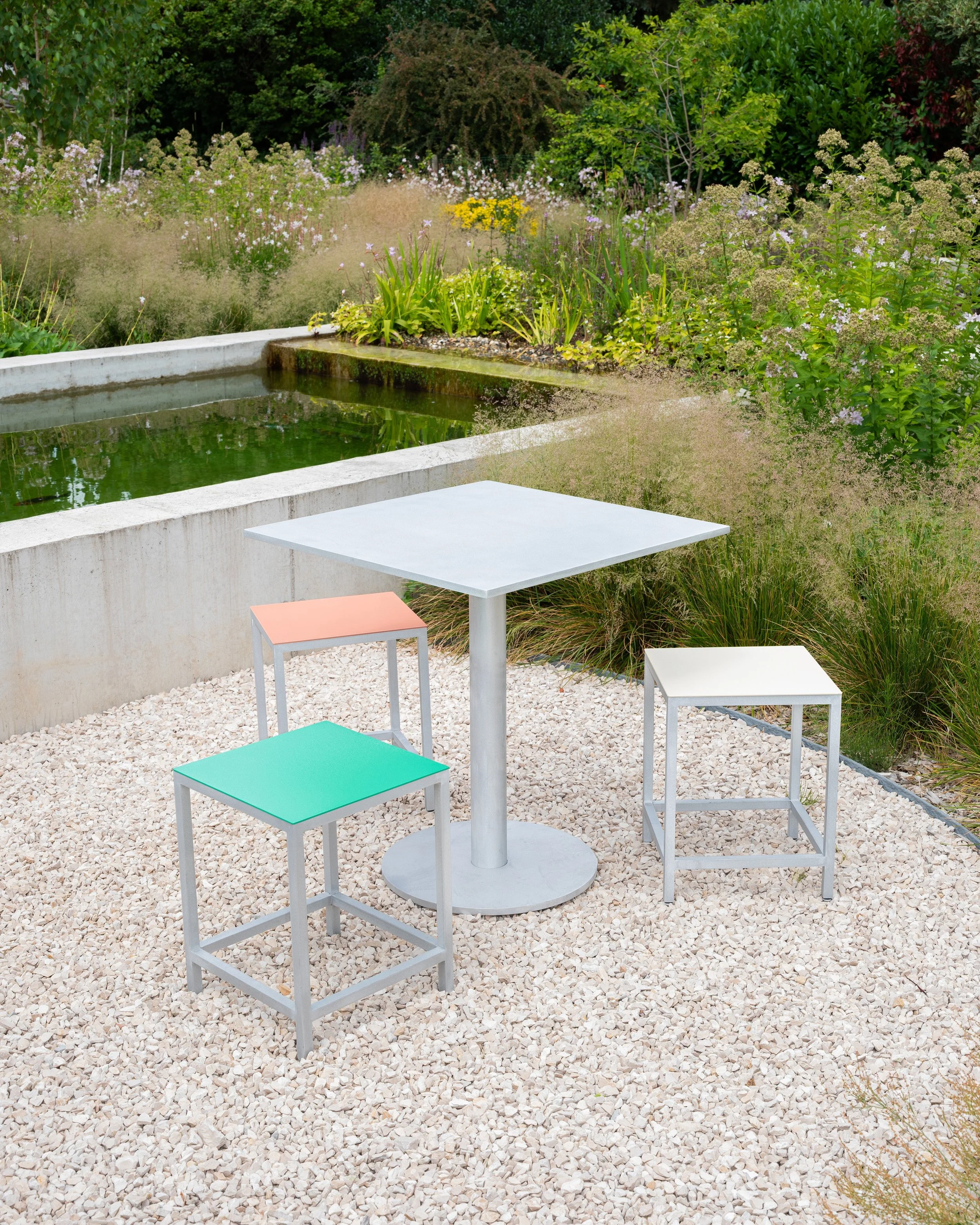 bar-stool-s-pink_2.jpg