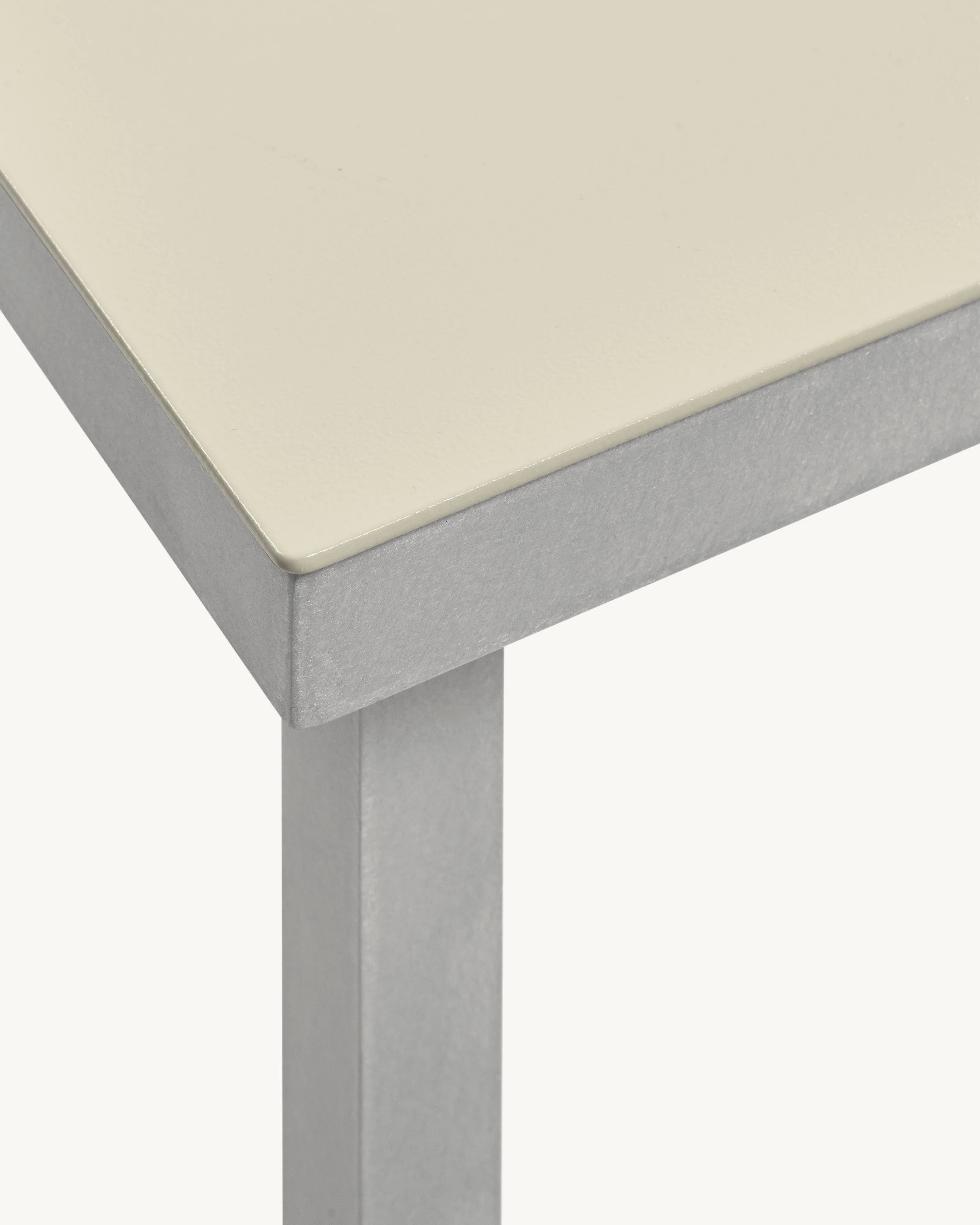 bench-ivory_1.jpg