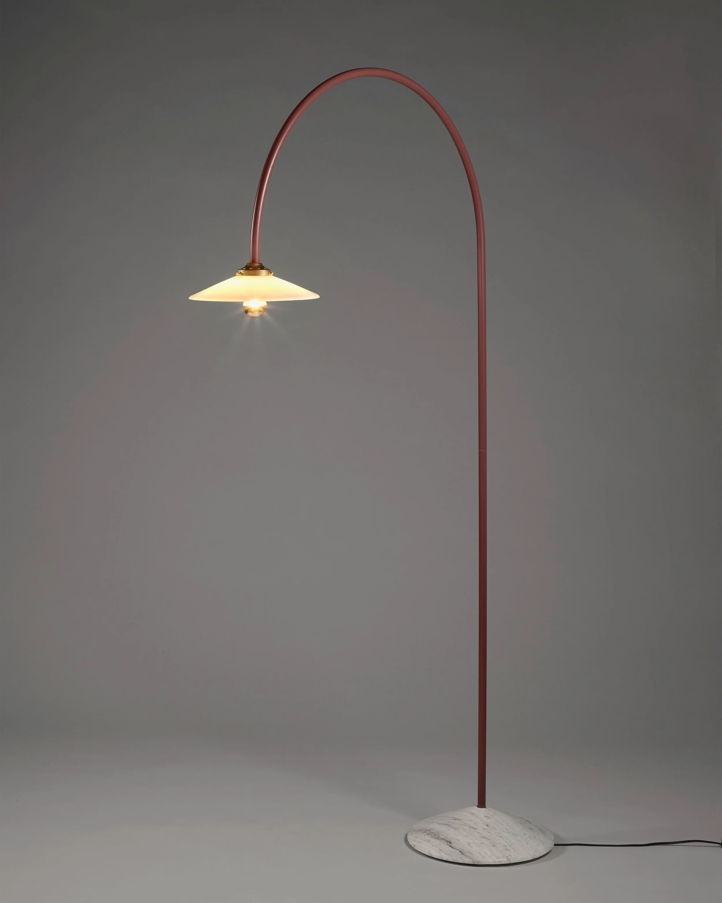 standing-lamp-marble-n2-menie-red_4.jpg
