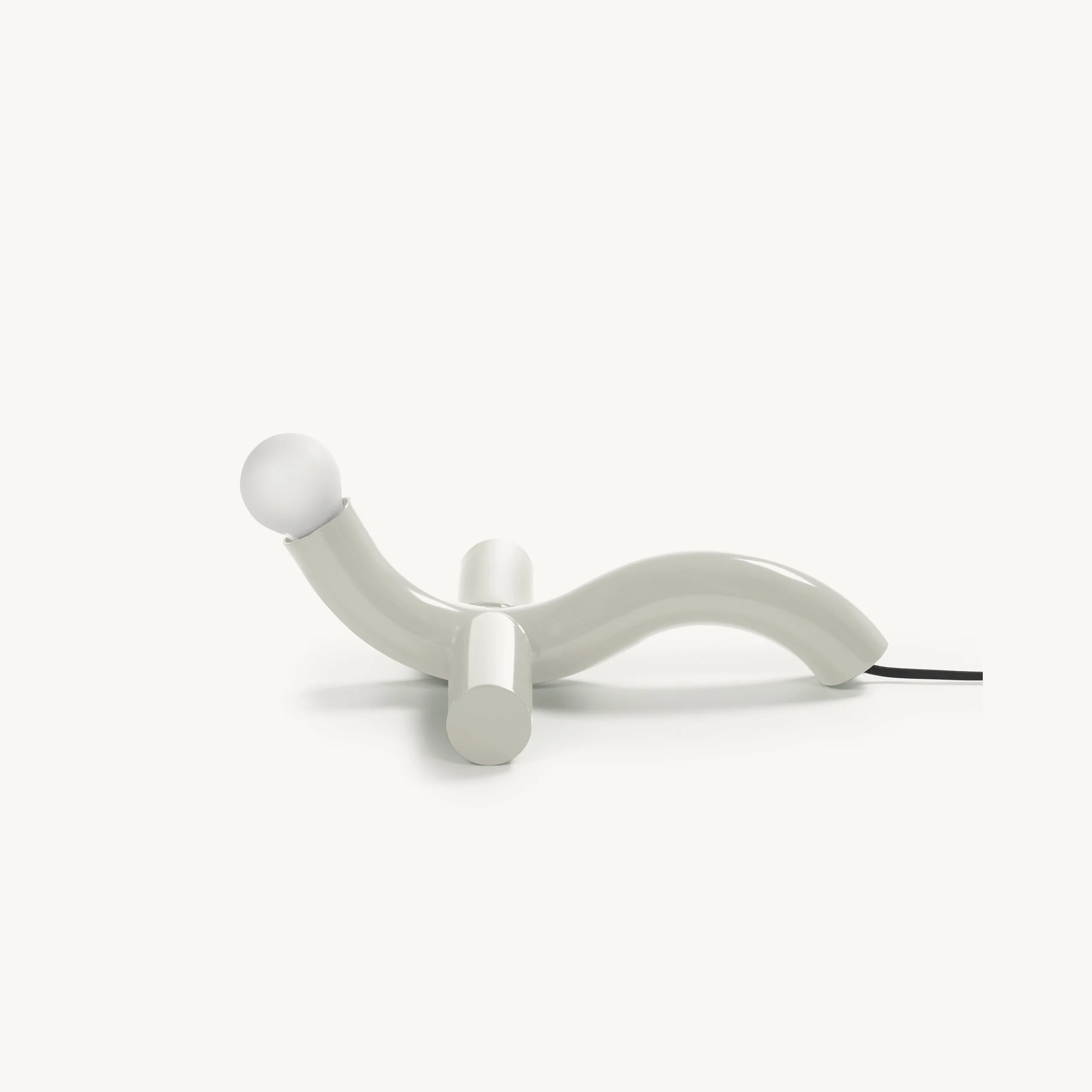 table-lamp-white-la-due-bianca_1-3.jpg