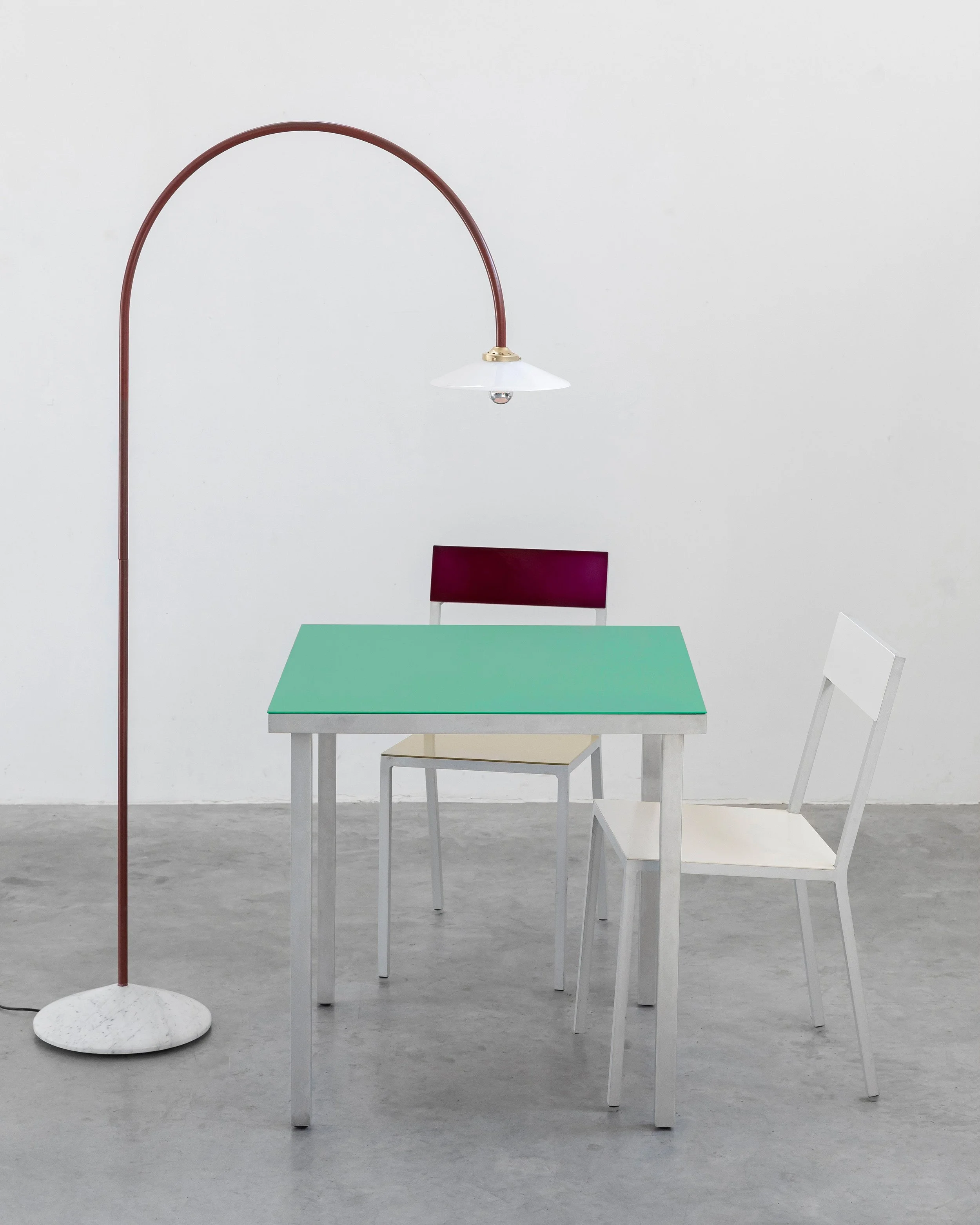 standing-lamp-marble-n2-menie-red_2.jpg