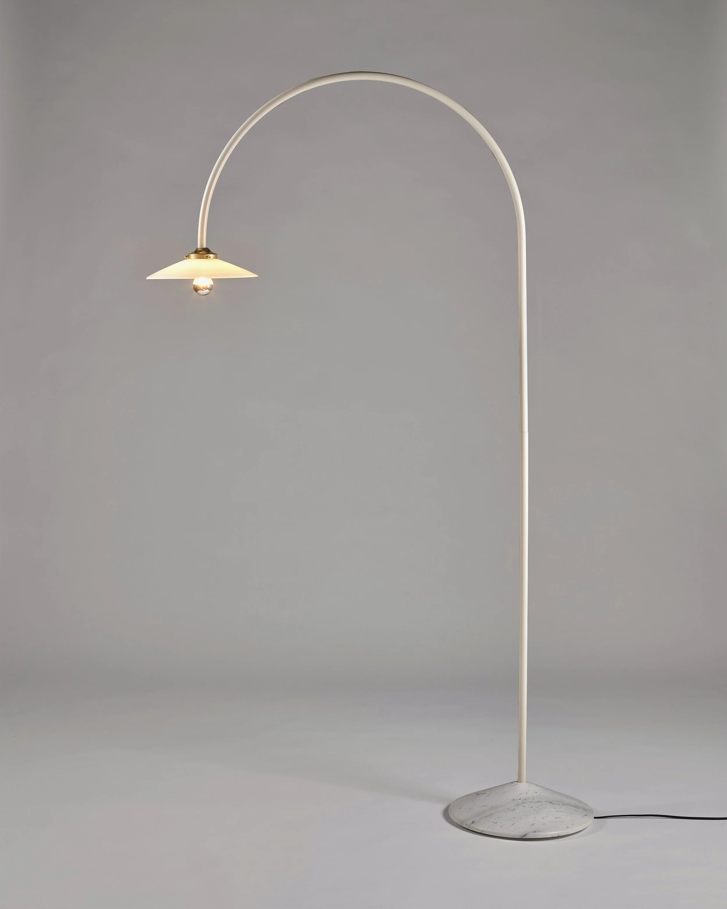 standing-lamp-marble-n-2-ivory_1.jpg
