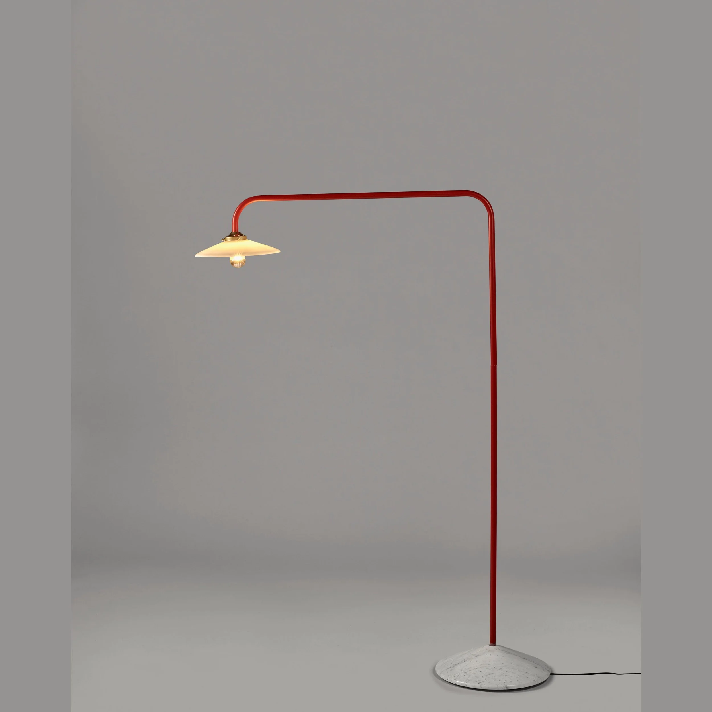 standing-lamp-marble-n1-red_4.jpg