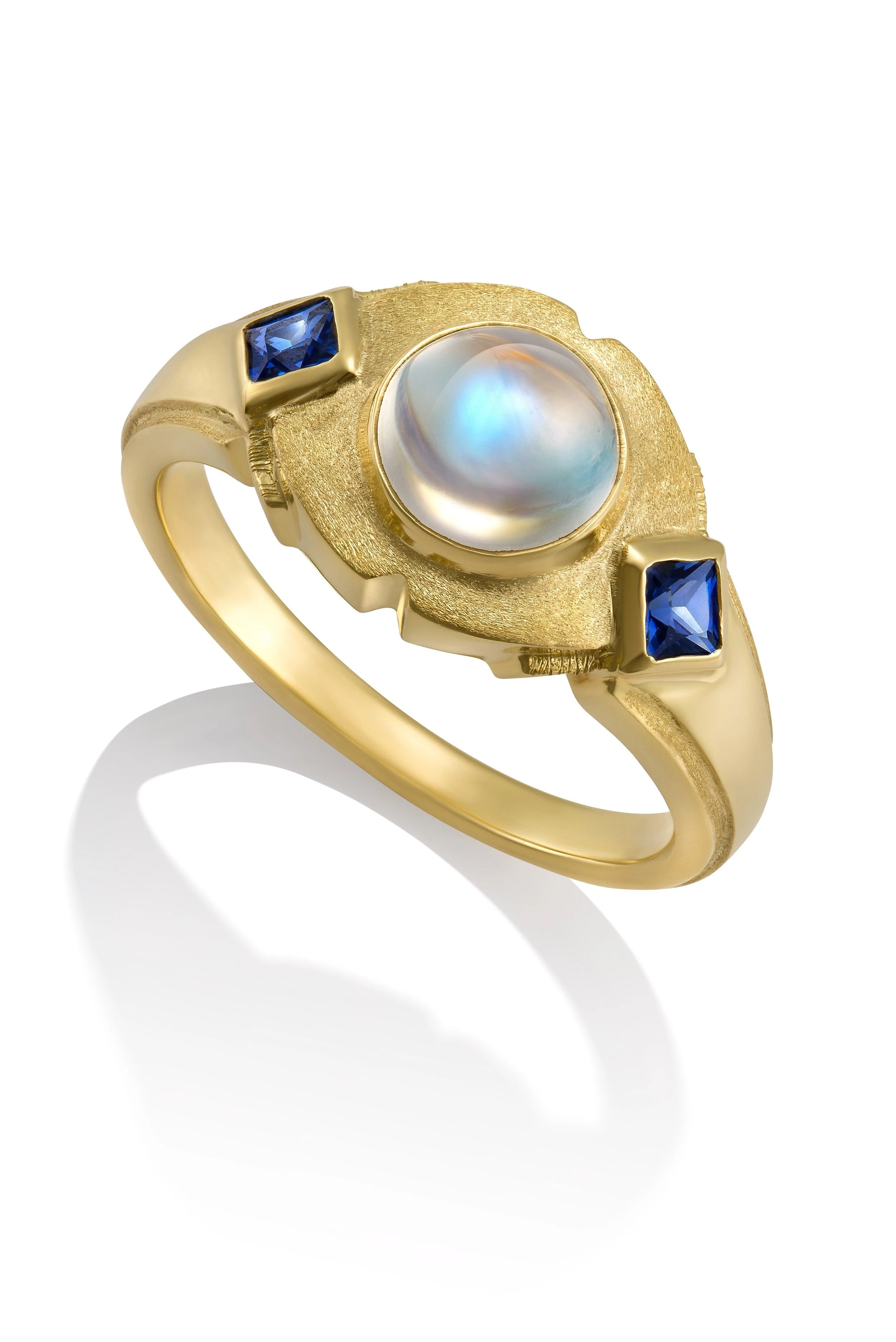Patty-Bolz-2026-01-615-ring-moonstone-blue-sapphire.jpg